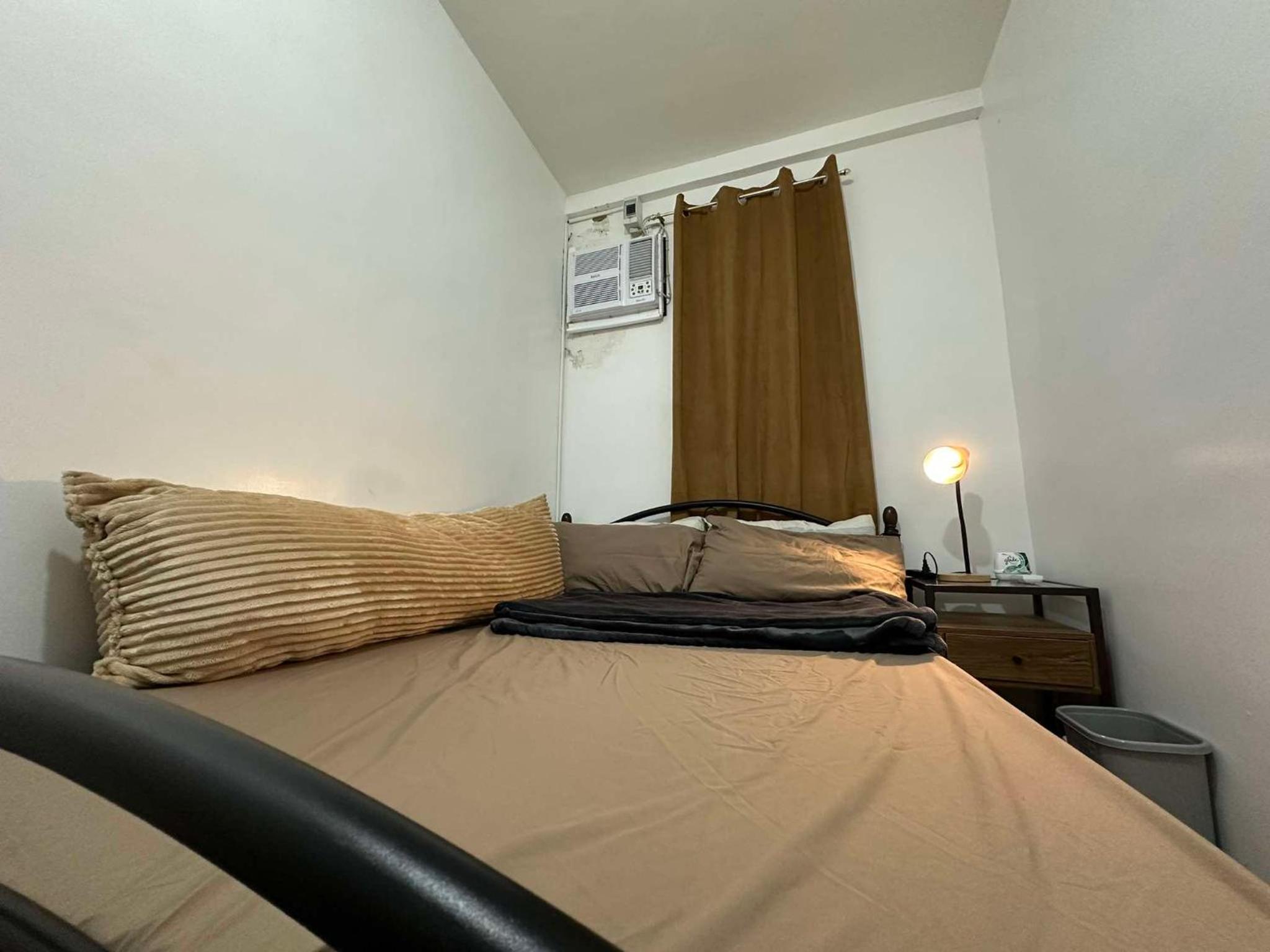 One-Bedroom House photo 1