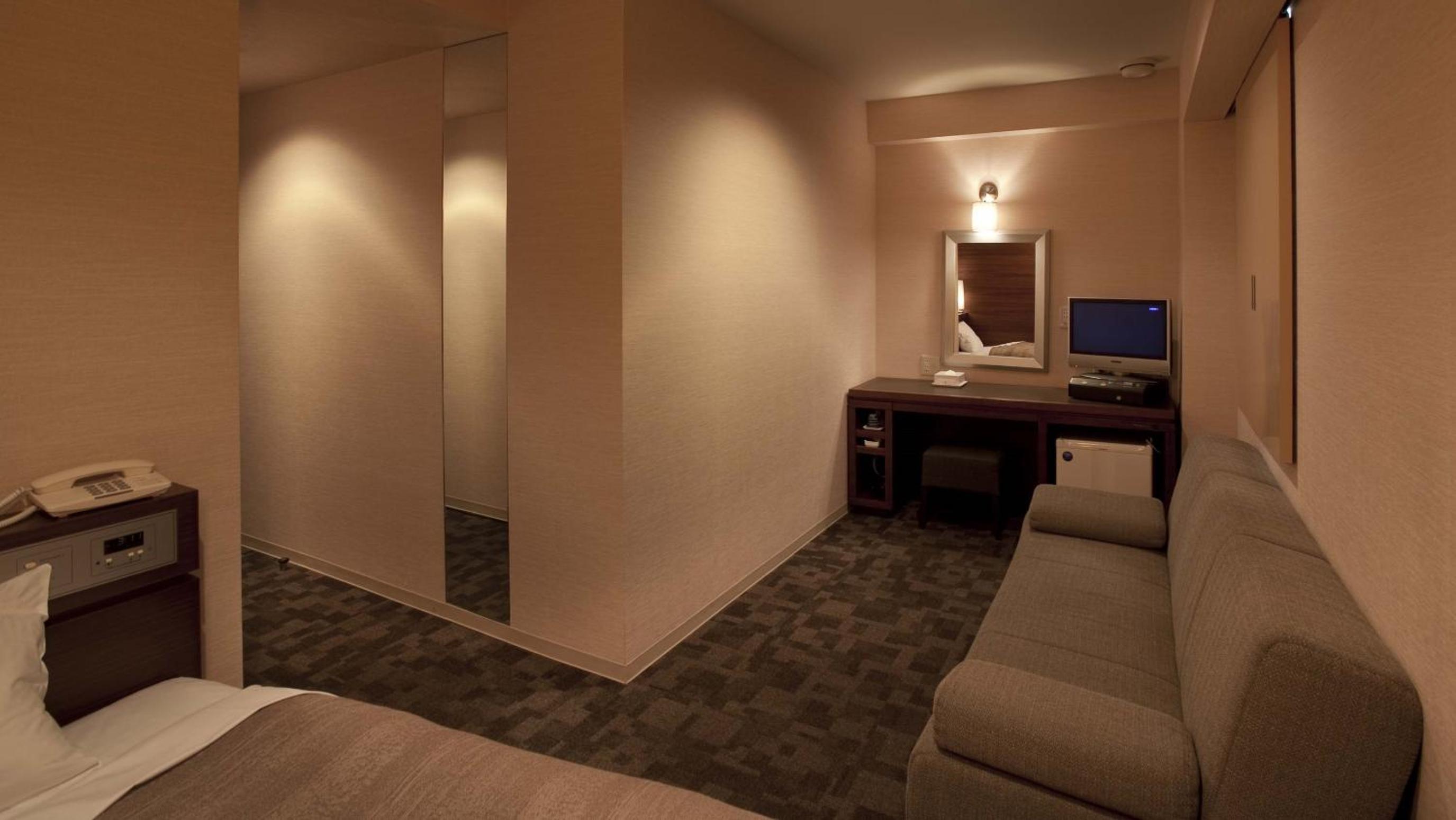 Double Room with Small Double Bed - Smoking