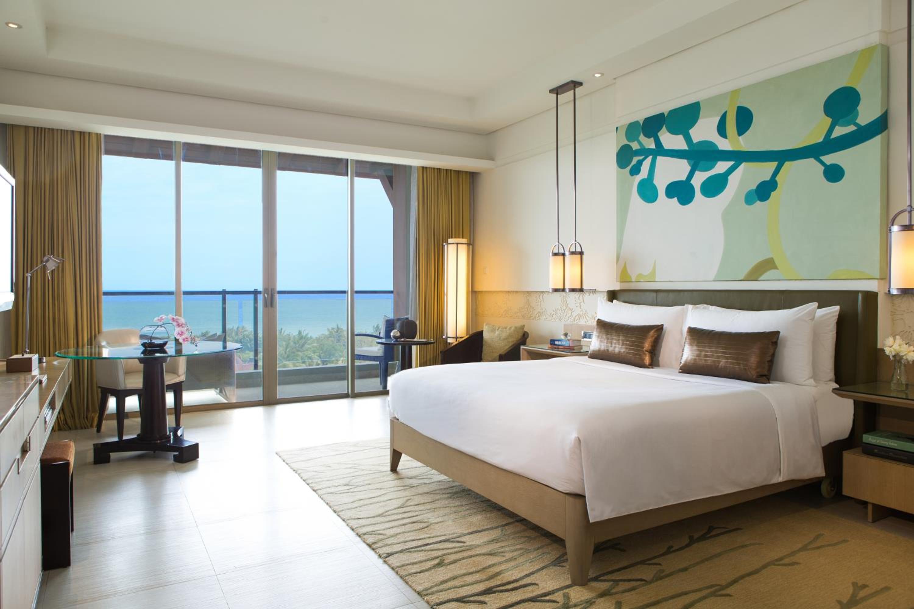 Deluxe Ocean View Room King - Photo 1