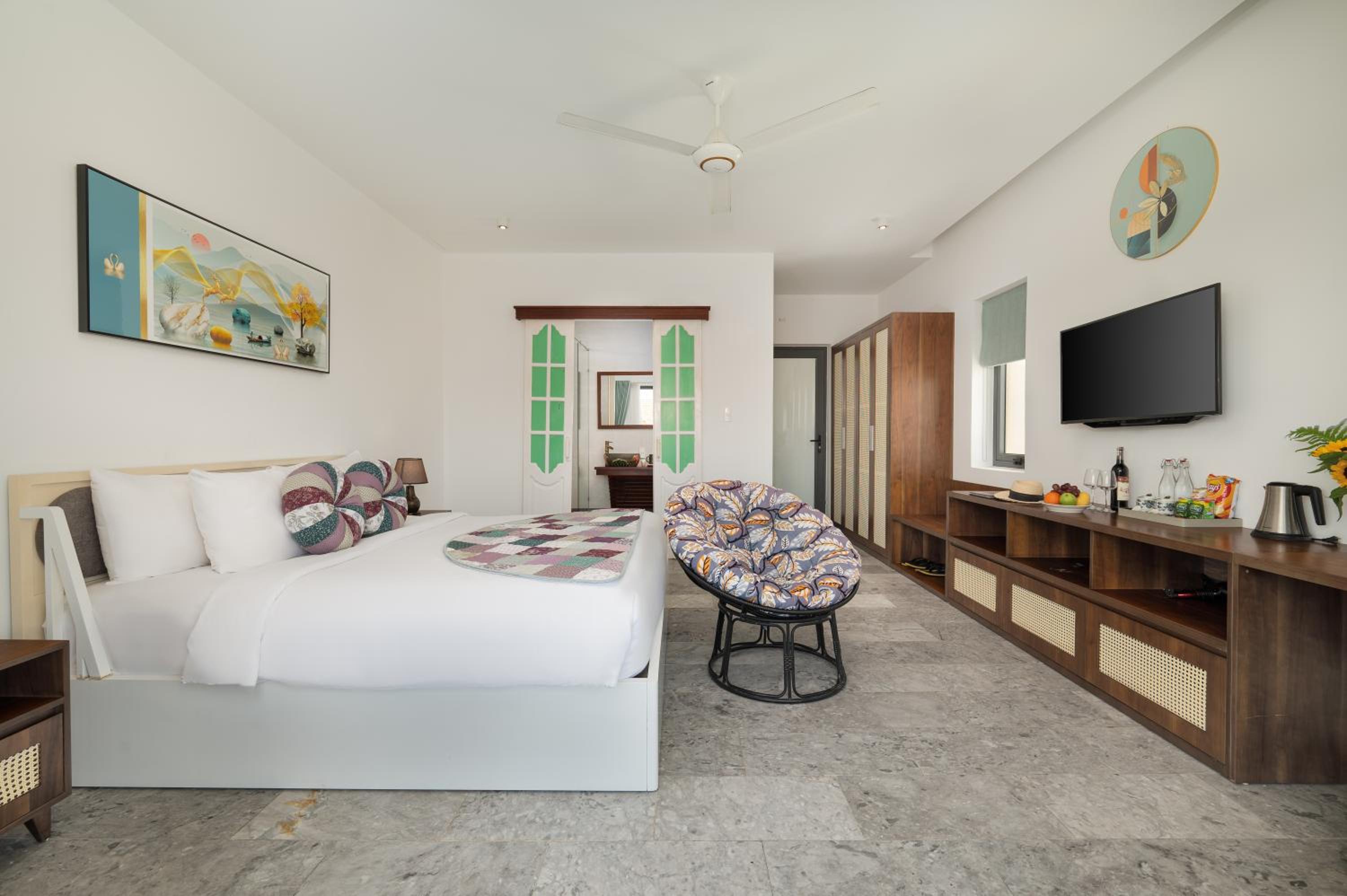 Superior Room Balcony with Garden View - Photo 7