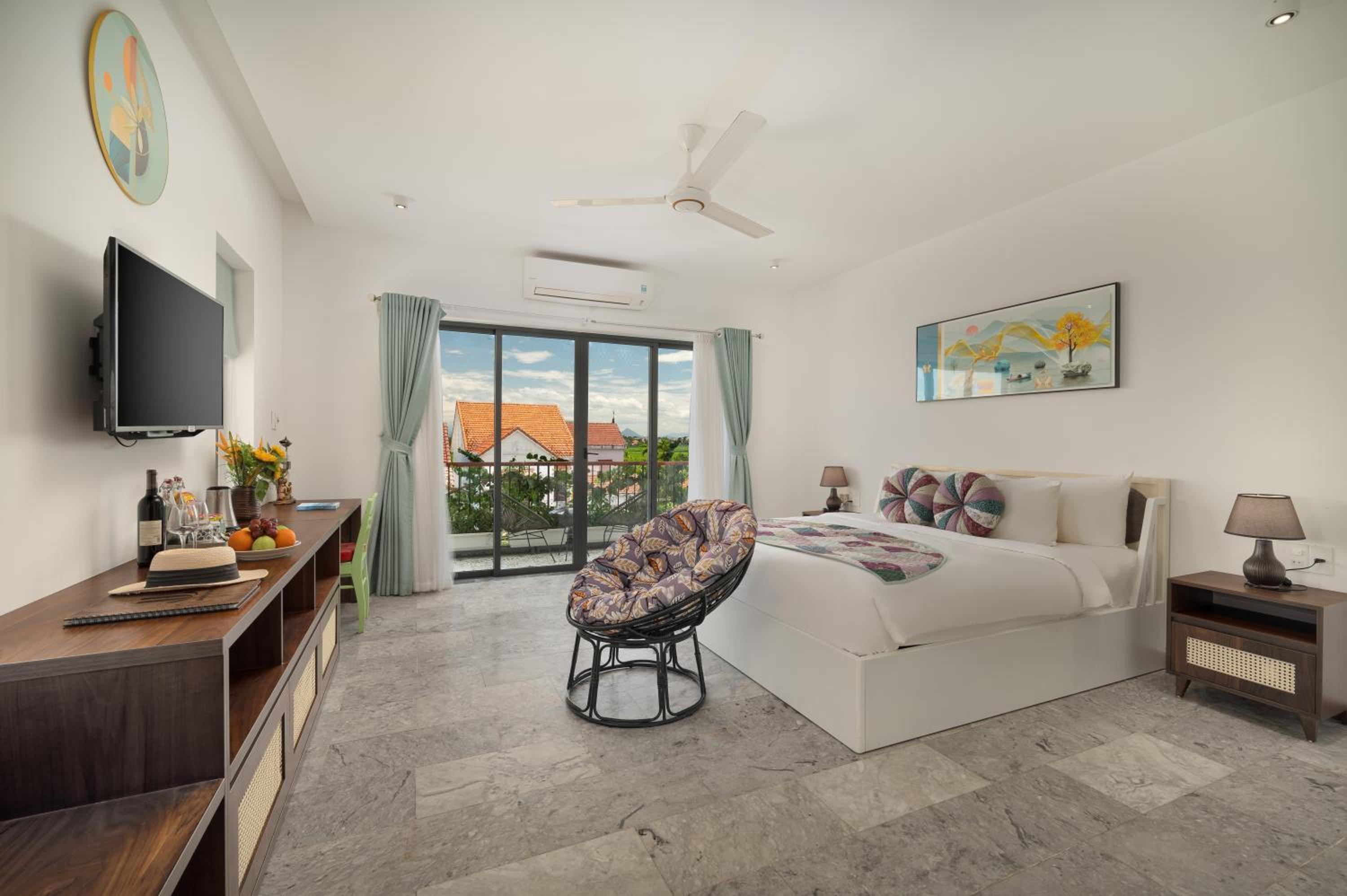 Superior Room Balcony with Garden View - Photo 1