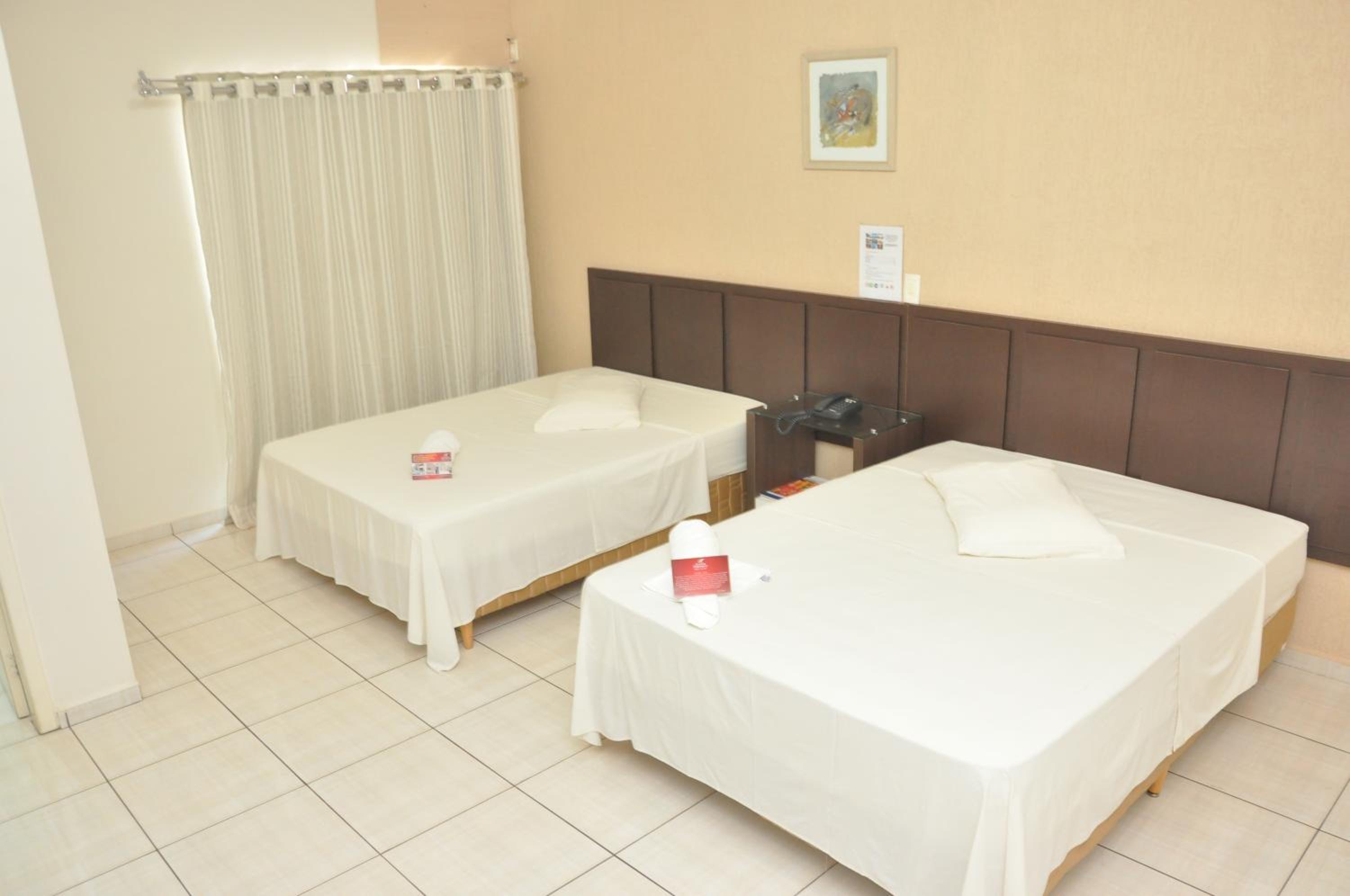 Double or Twin Room photo 3