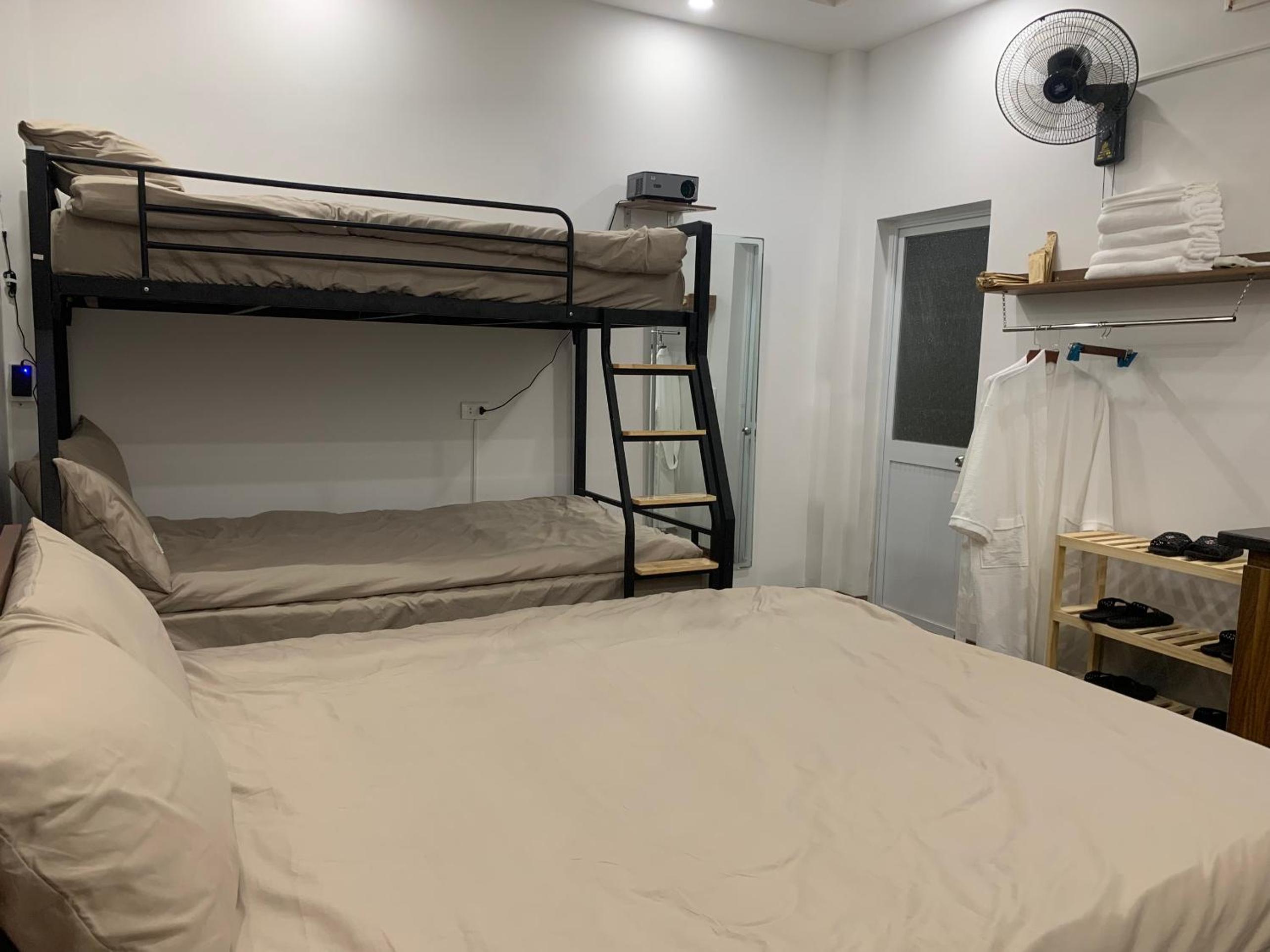 Quadruple Room photo 2