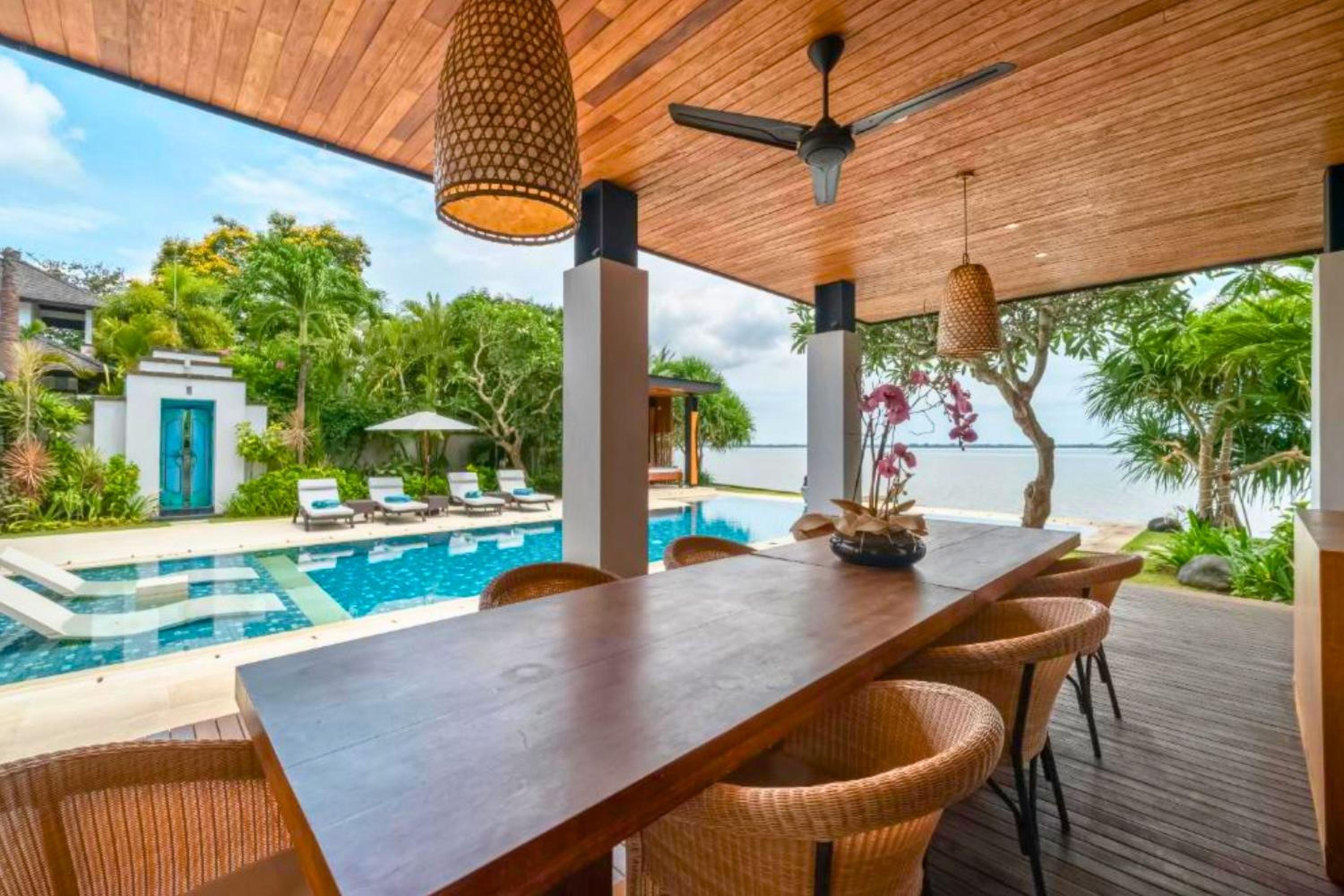 Villa photo 3