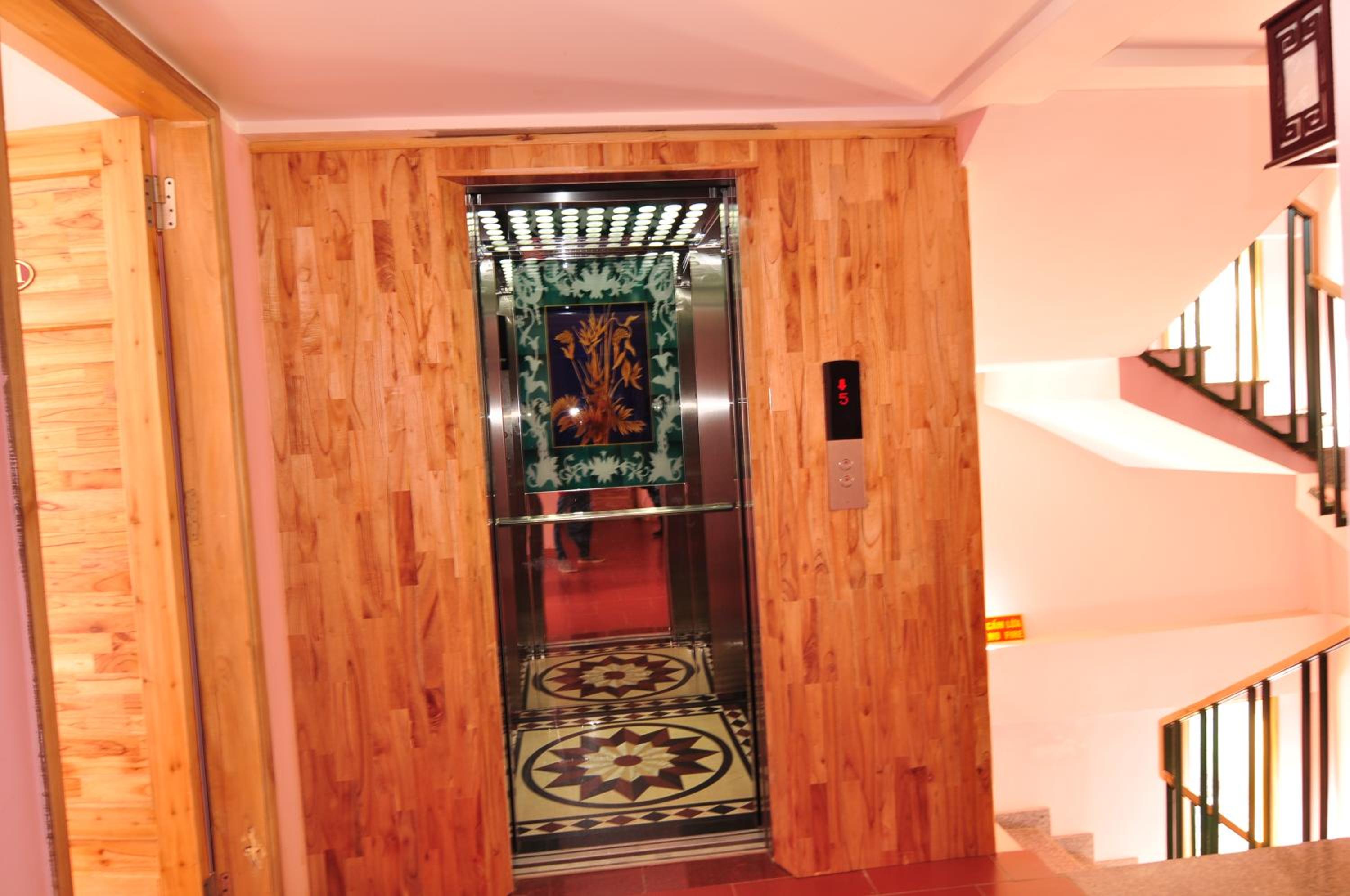 Double Room with Mountain View - Photo 3