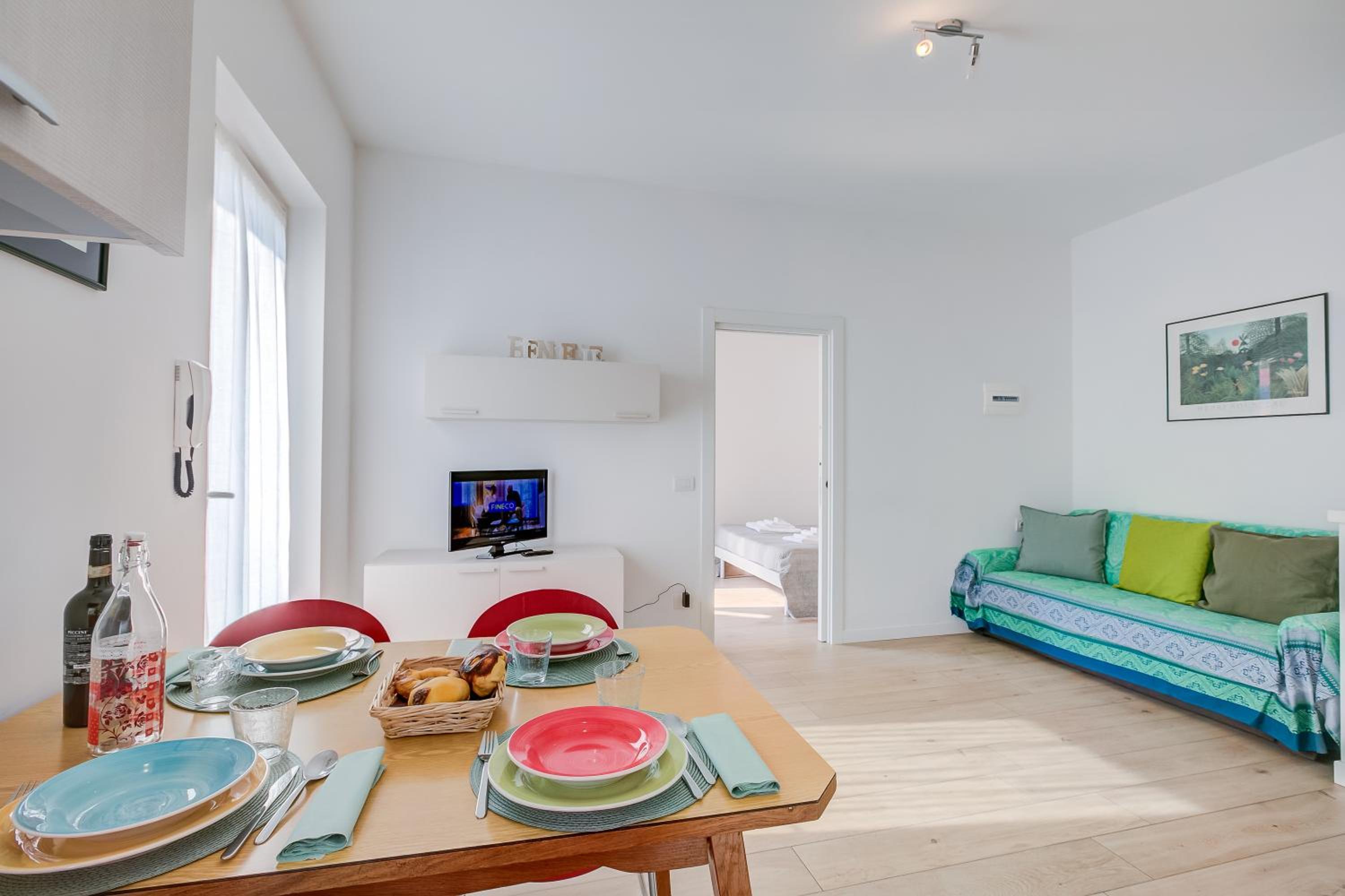 Apartment with Balcony photo 2