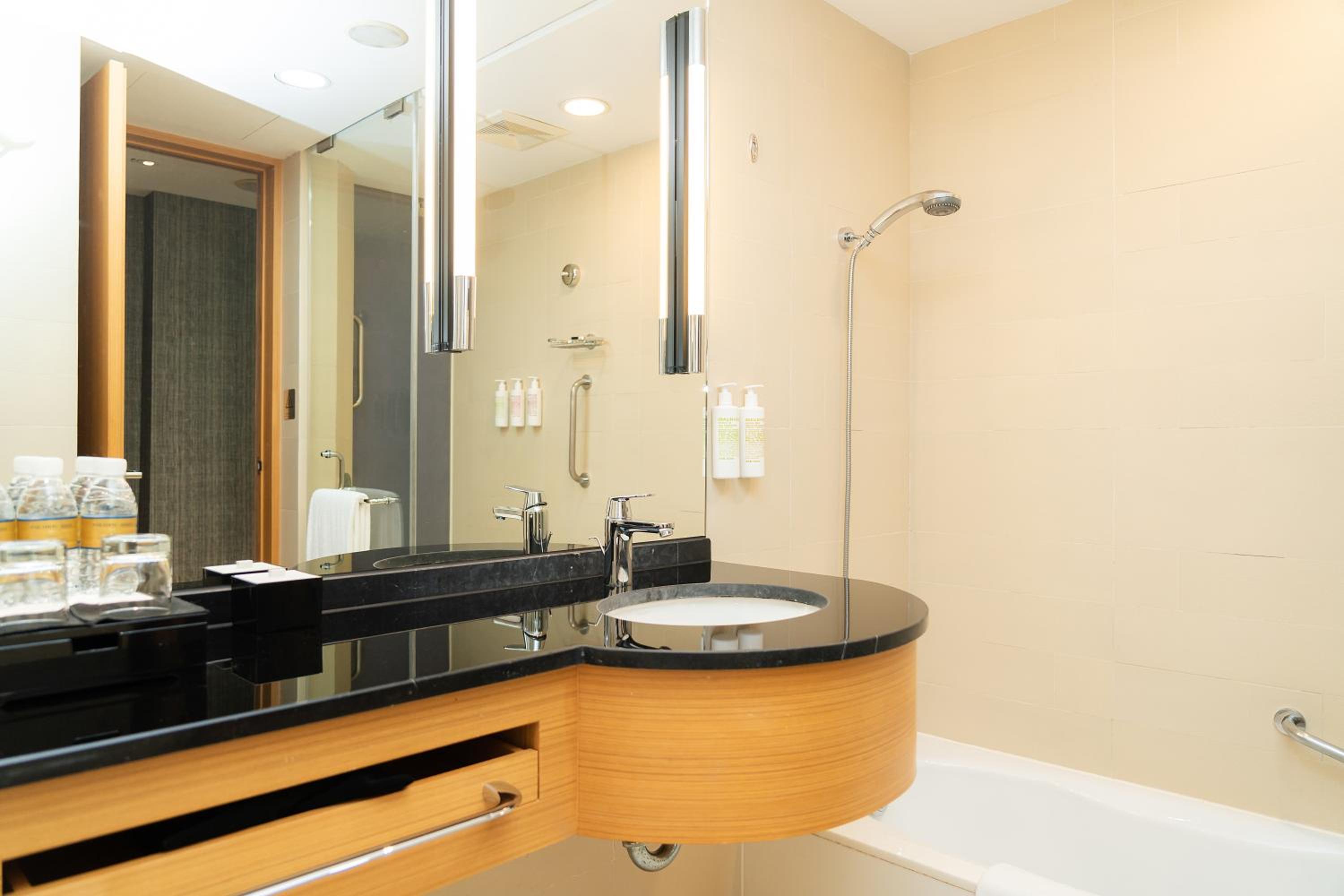 Executive King Room - Photo 4