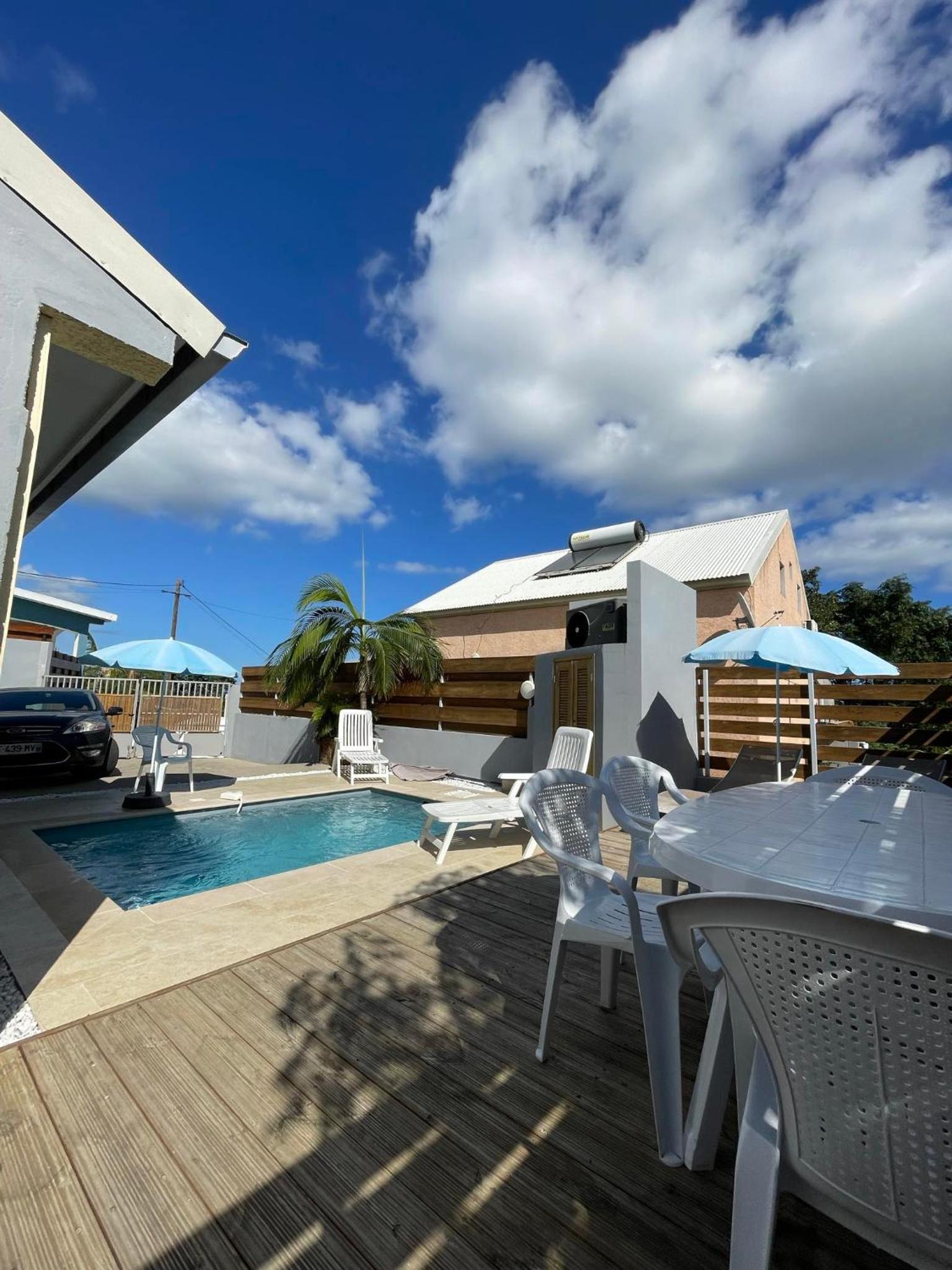 Villa photo 1