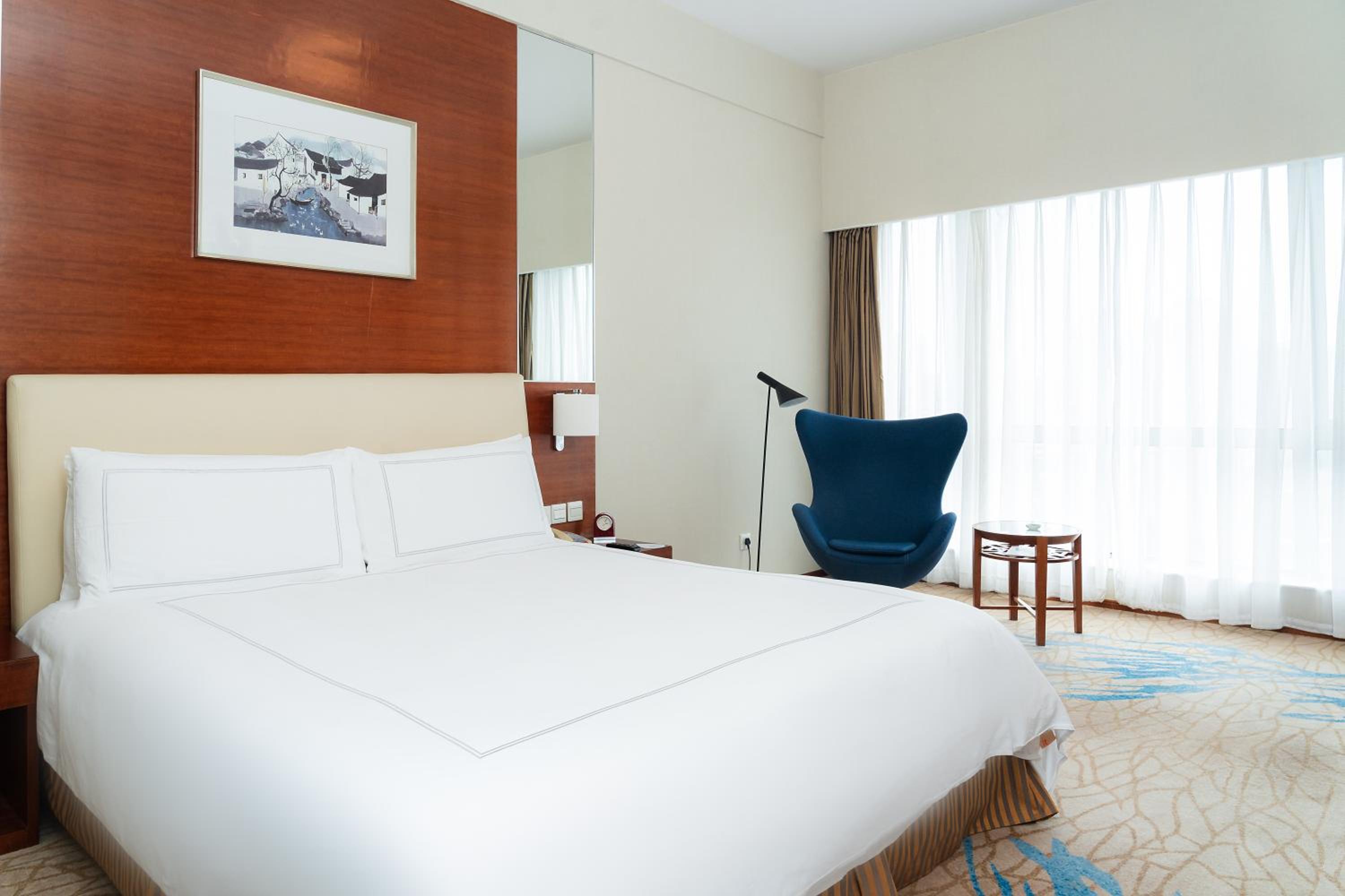 Superior Queen Room