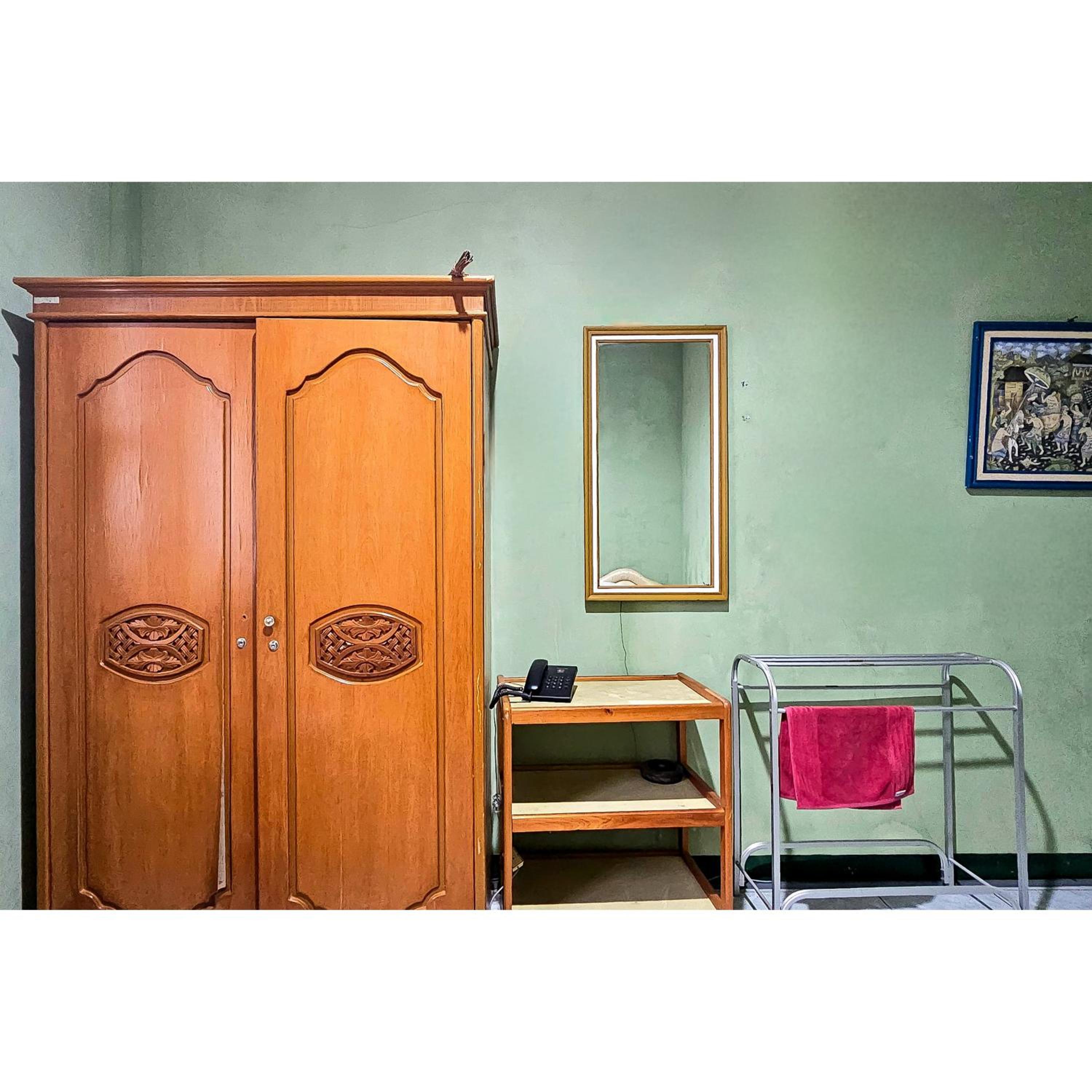 Standard Twin Room - Photo 5