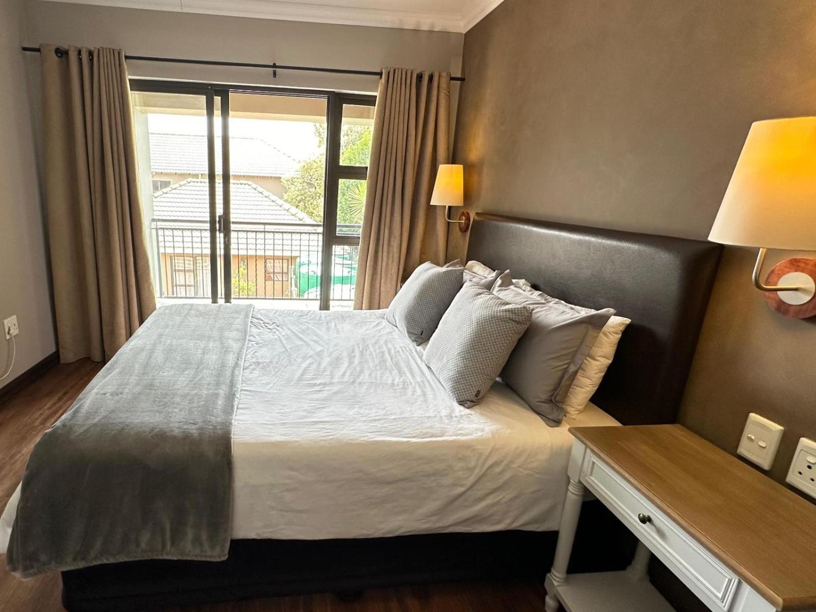 Premium Queen Room photo 1