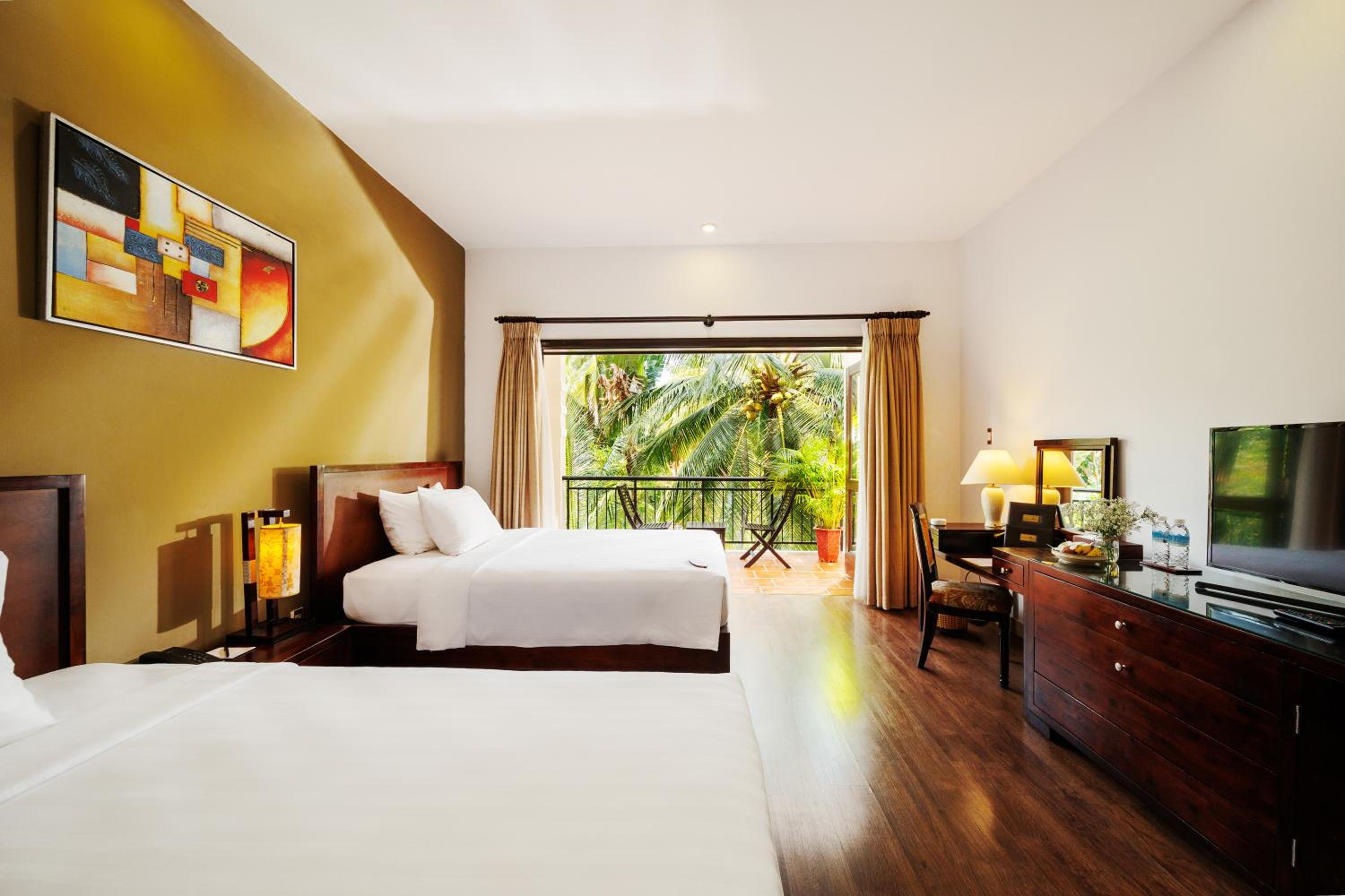 Deluxe Double or Twin Room with Garden View - Photo 1