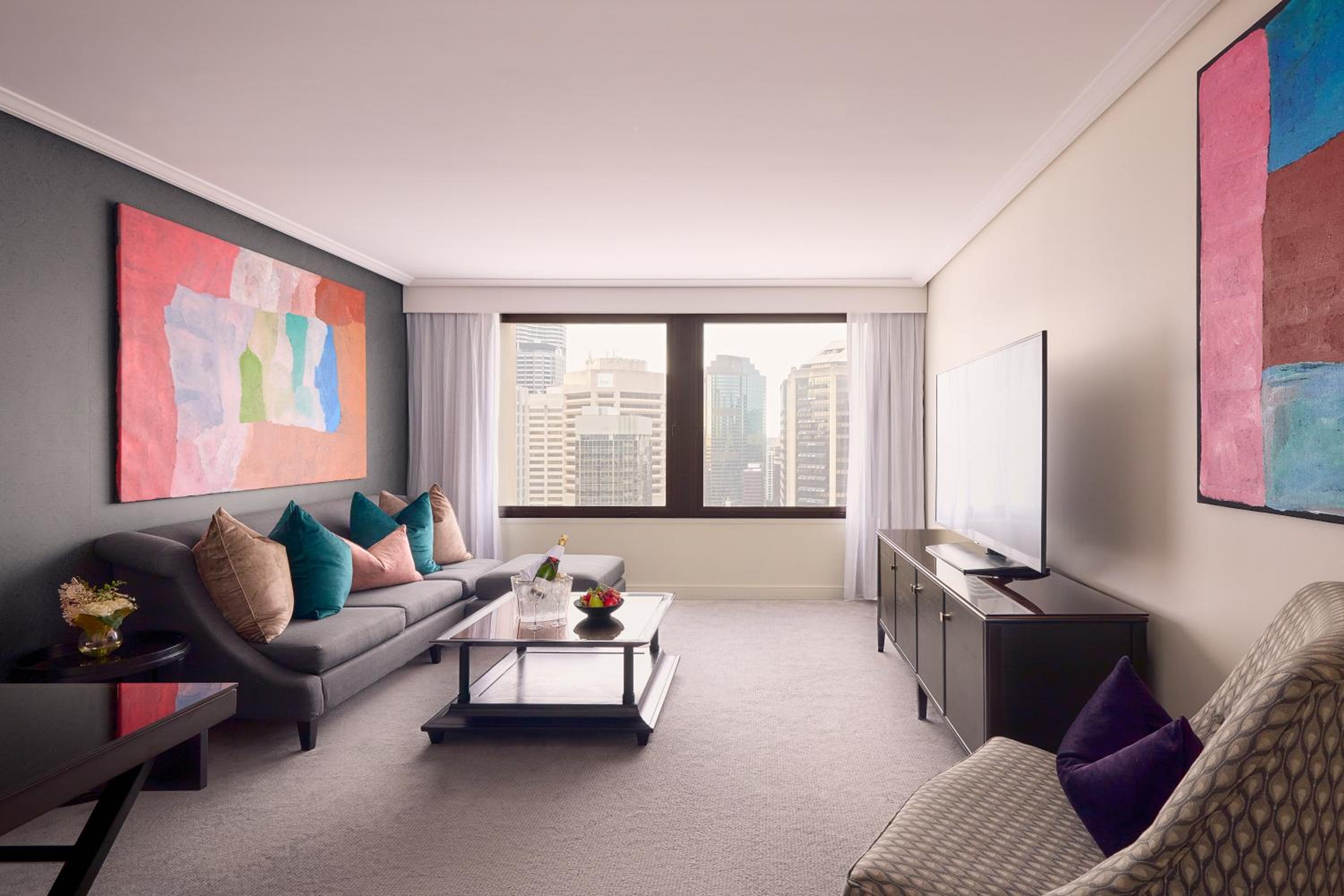 Signature King suite with City View and Club Access - High Floor - Photo 7