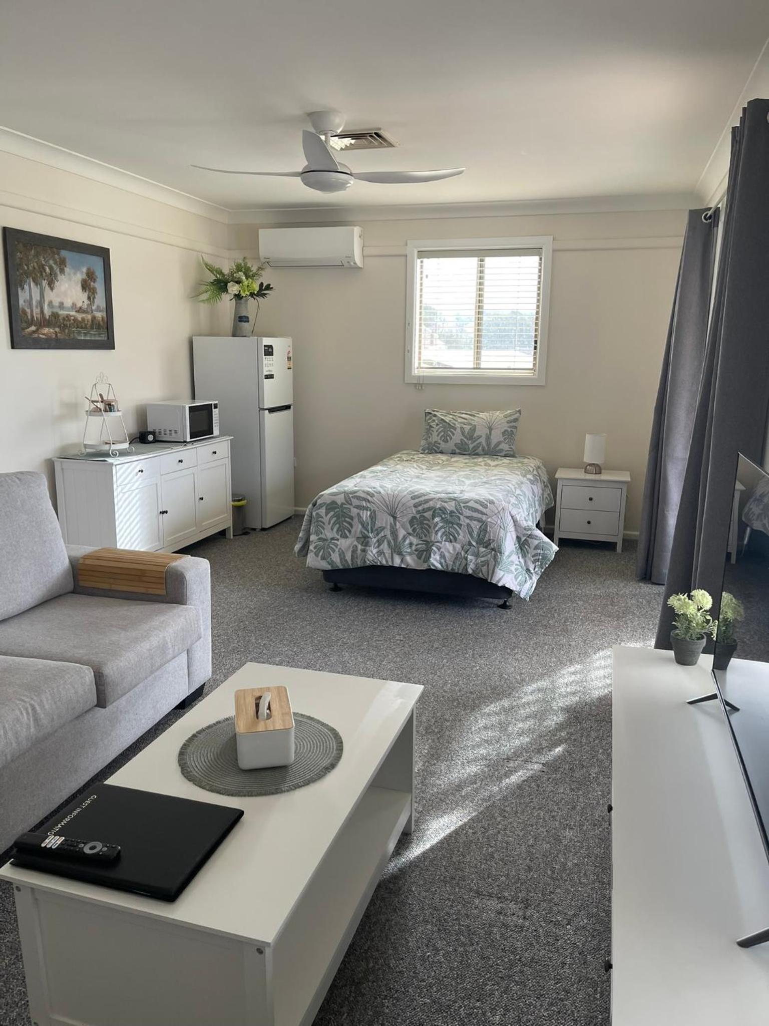 Apartment with View and Balcony photo 3