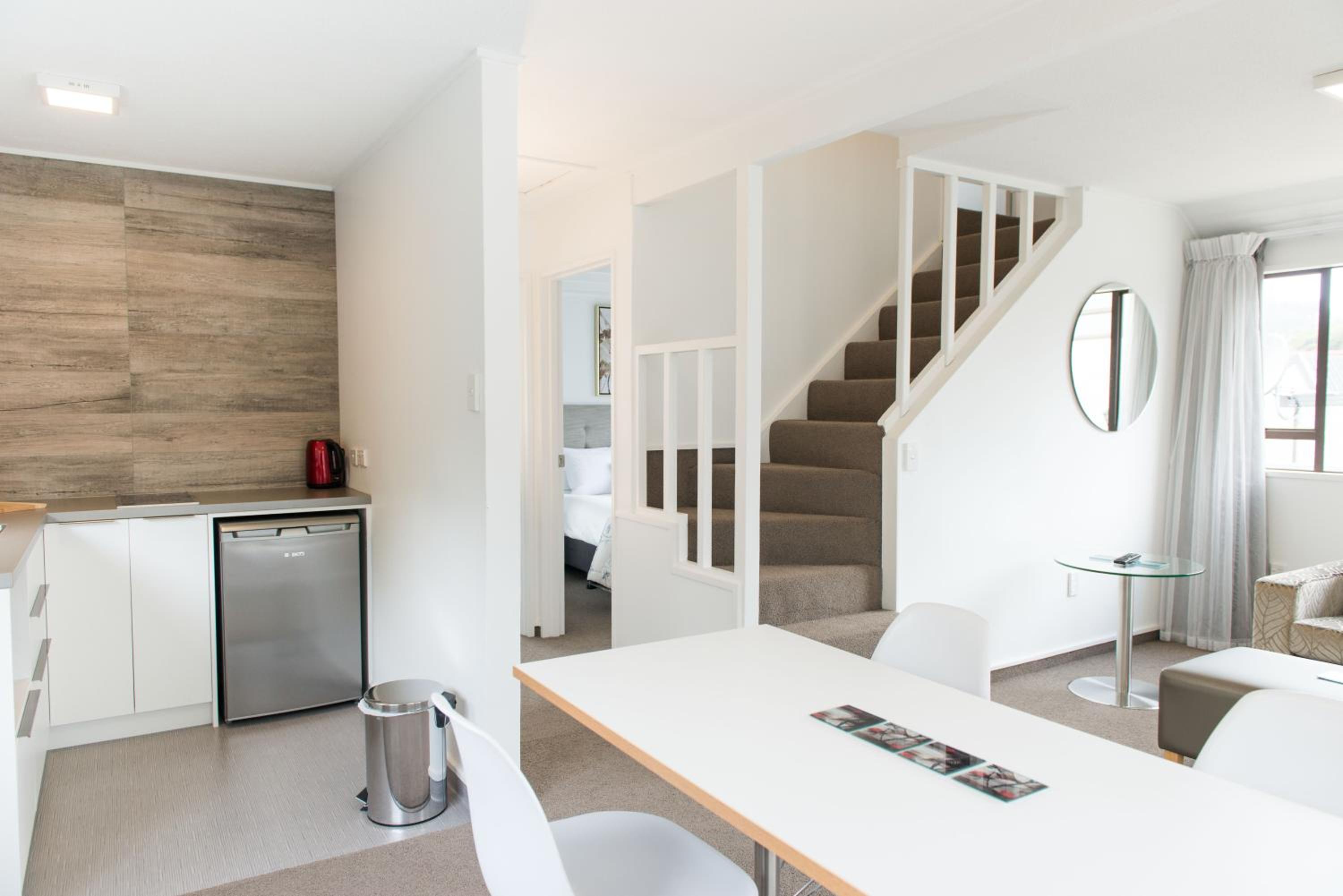 Two-Bedroom Apartment with King and Queen Bed