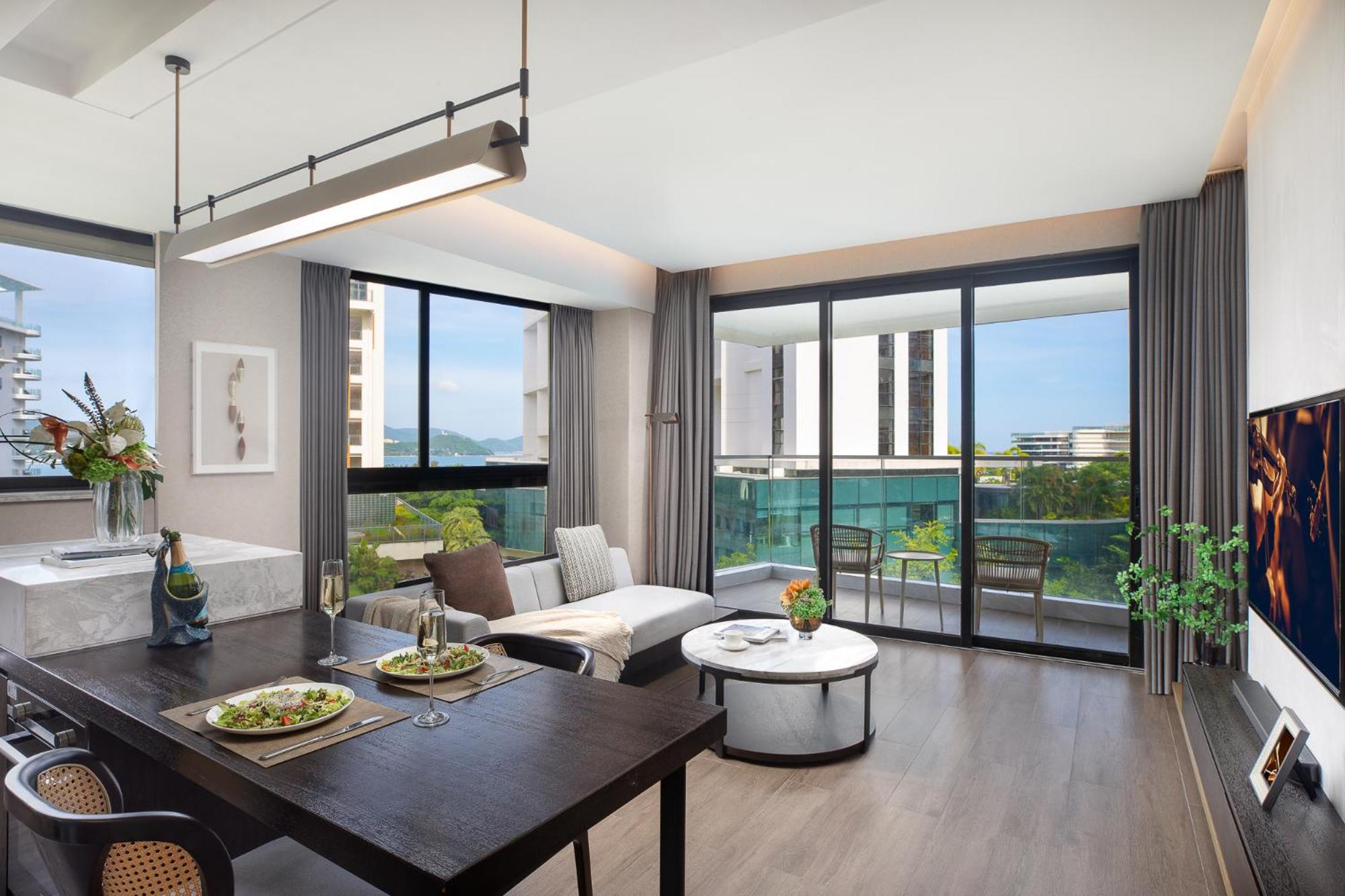 One-Bedroom Deluxe photo 1