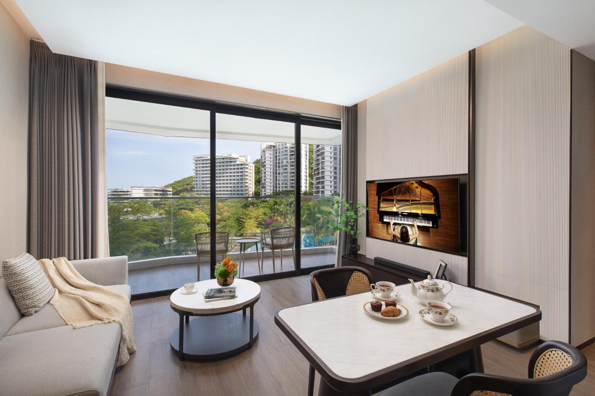 One-Bedroom Deluxe photo 3
