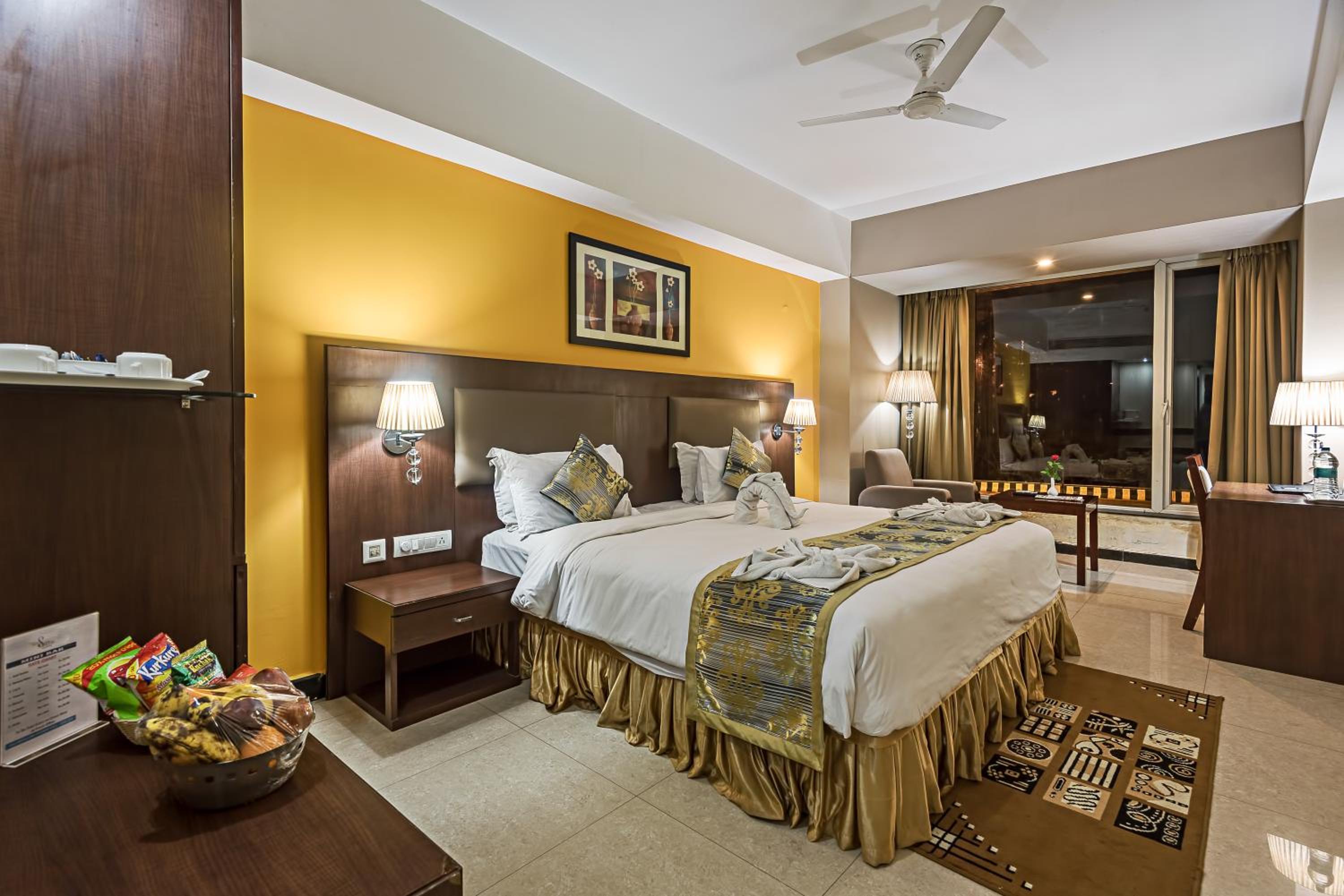 Double or Twin Room - Photo 2