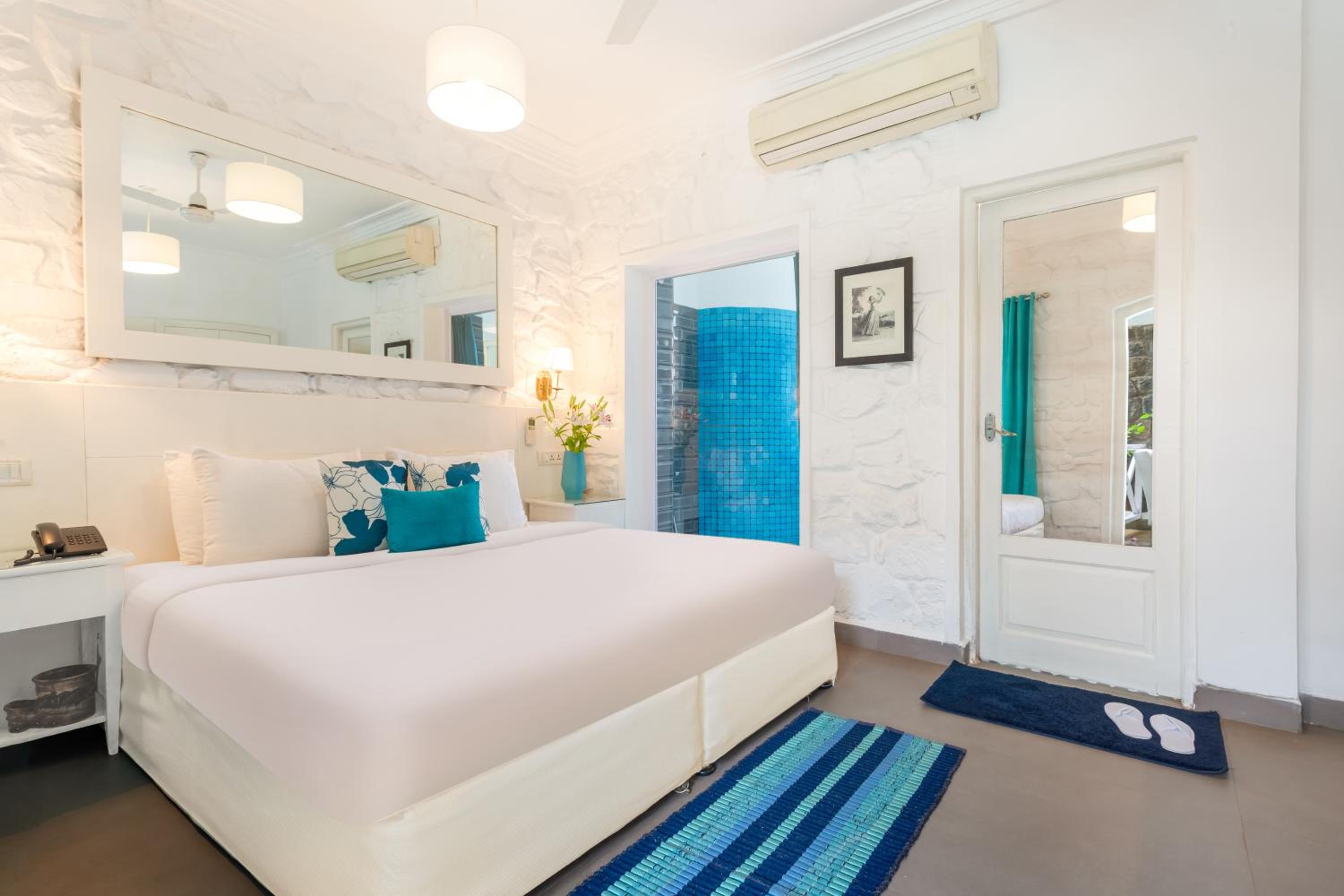 Premium Room - Photo 9
