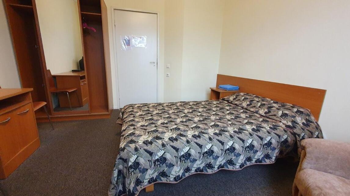 Budget Double or Twin Room photo 2