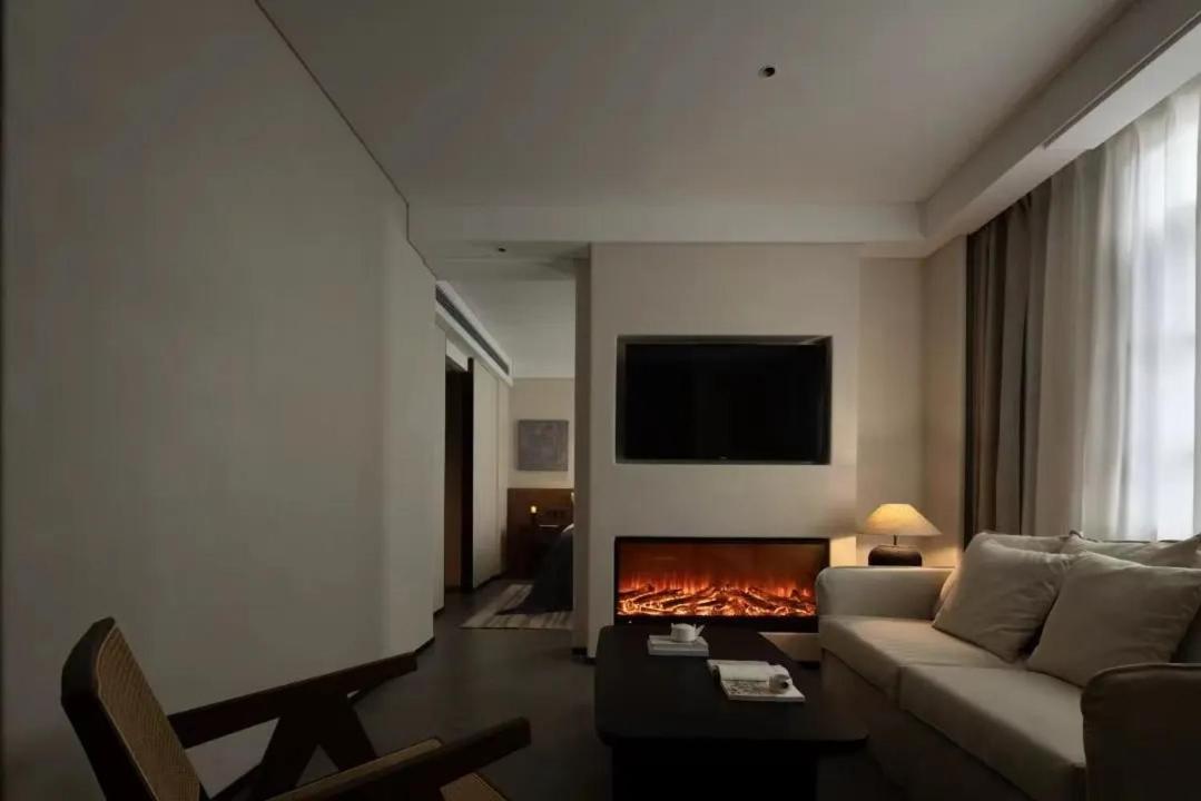 Four Seasons Leisure Suite photo 2