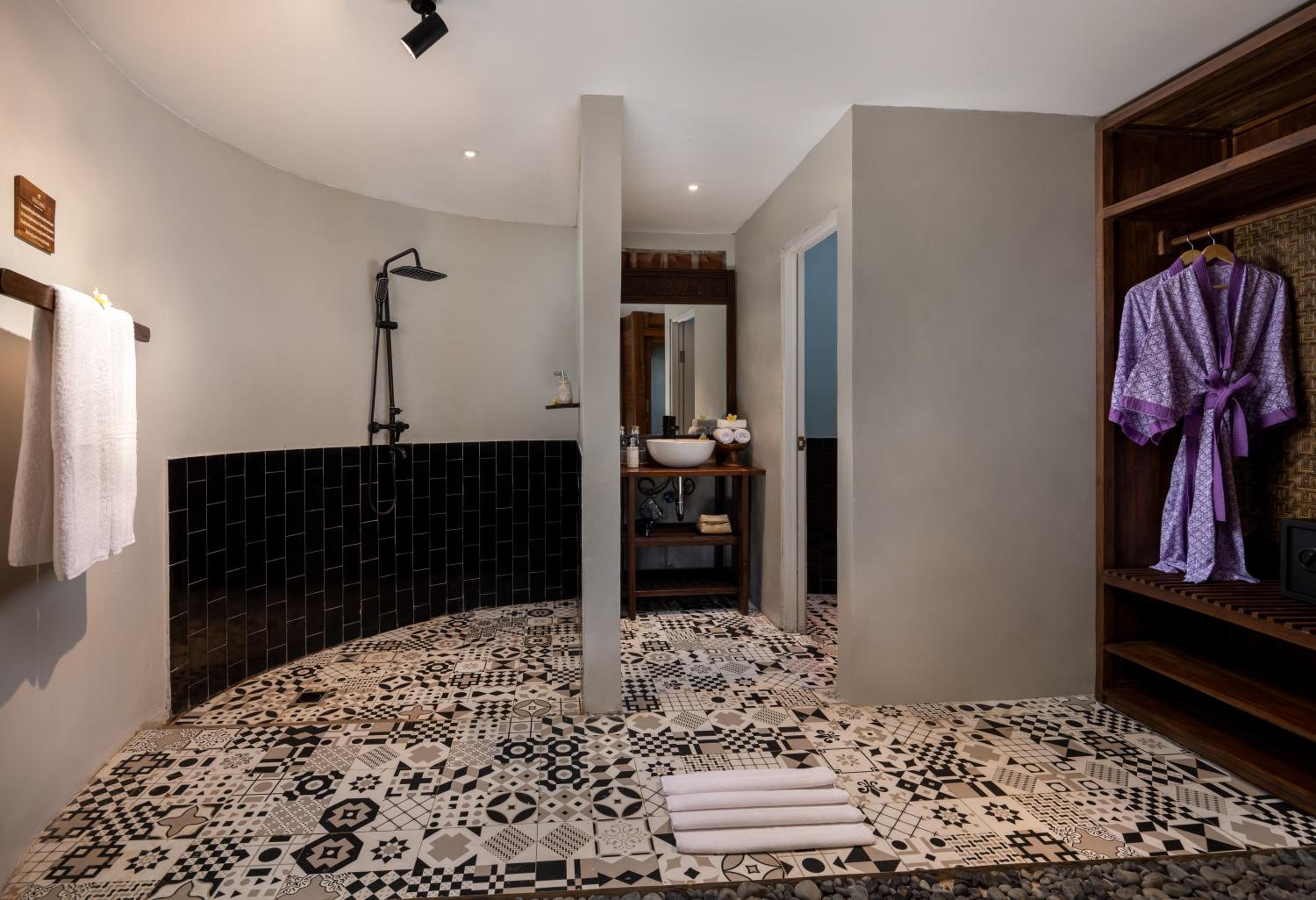 Suite Garden View with Free Shuttle to Ubud - Photo 4