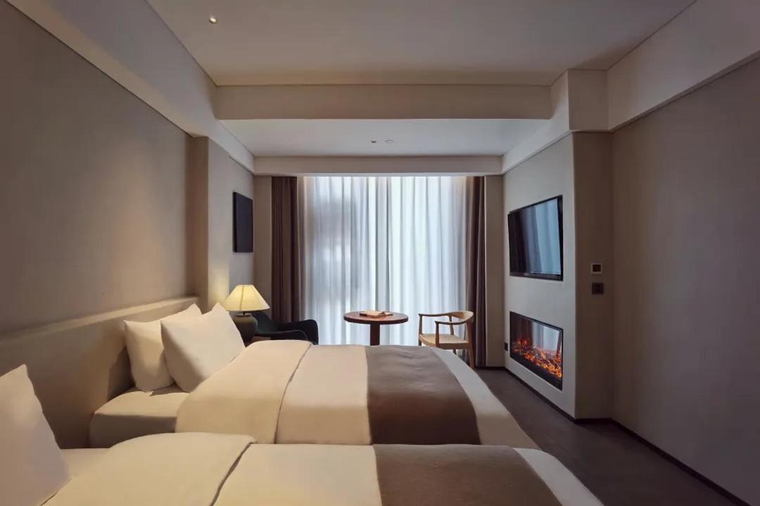 Twin Room with Bath