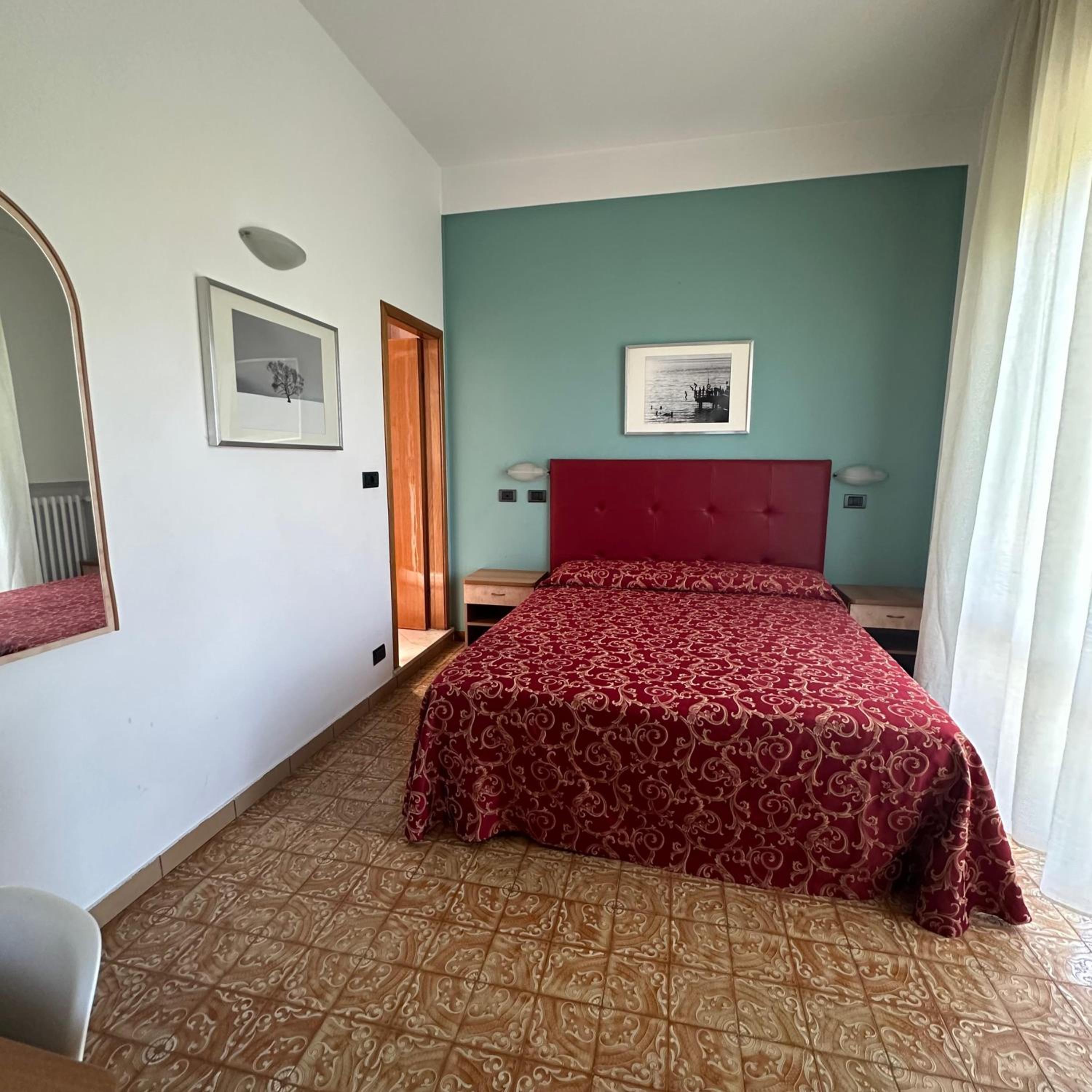 Standard Double or Twin Room with Balcony photo 1