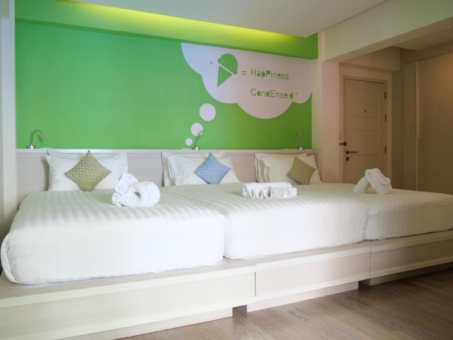 Triple Room with Balcony - Photo 8