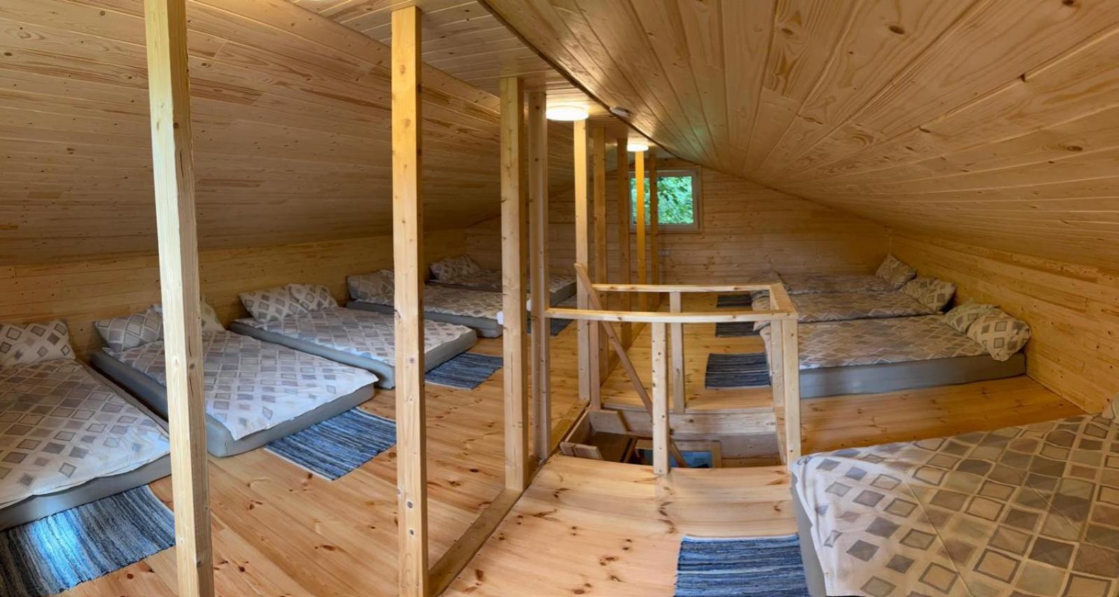 Three-Bedroom Vacation Home photo 2