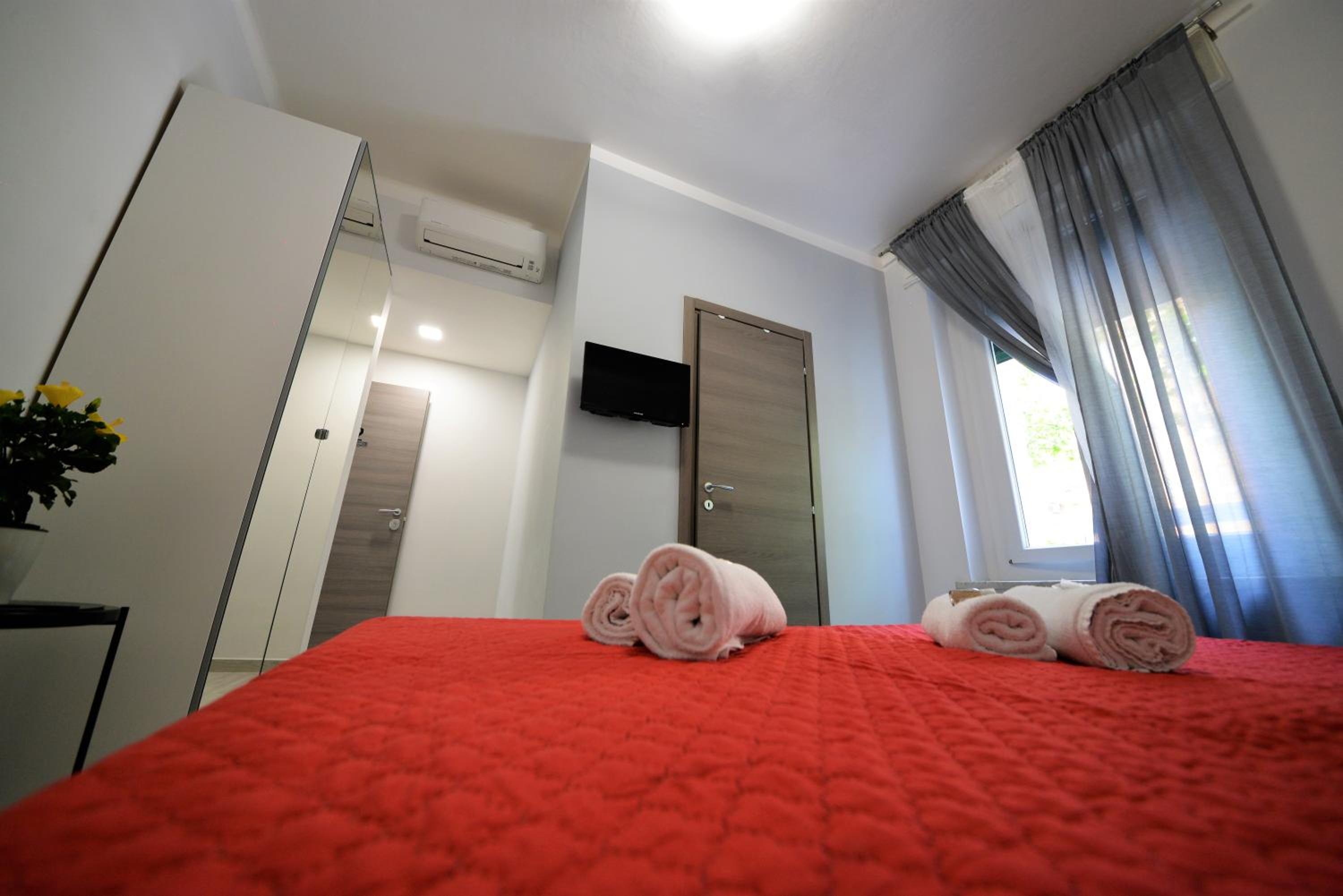 Double or Twin Room photo 3
