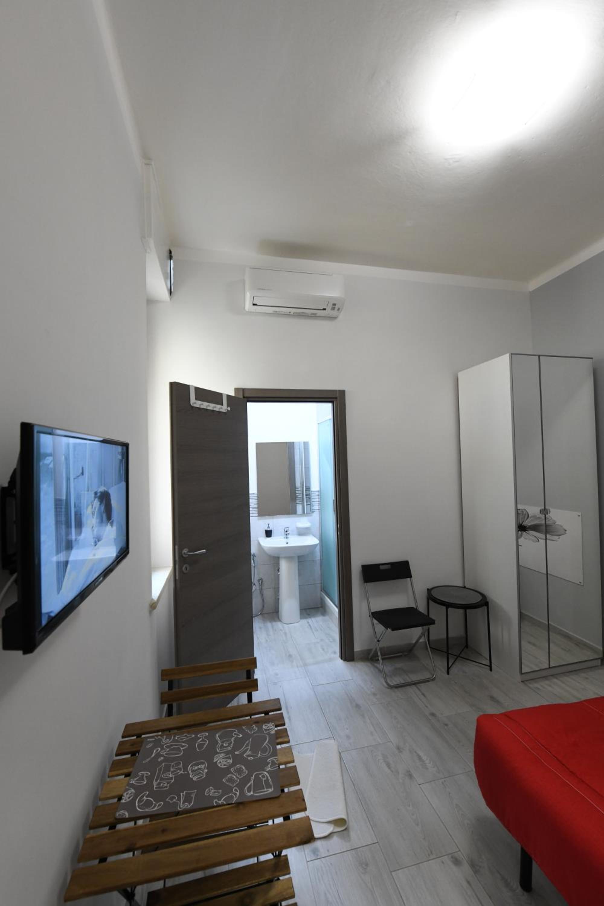 Standard Single Room photo 2