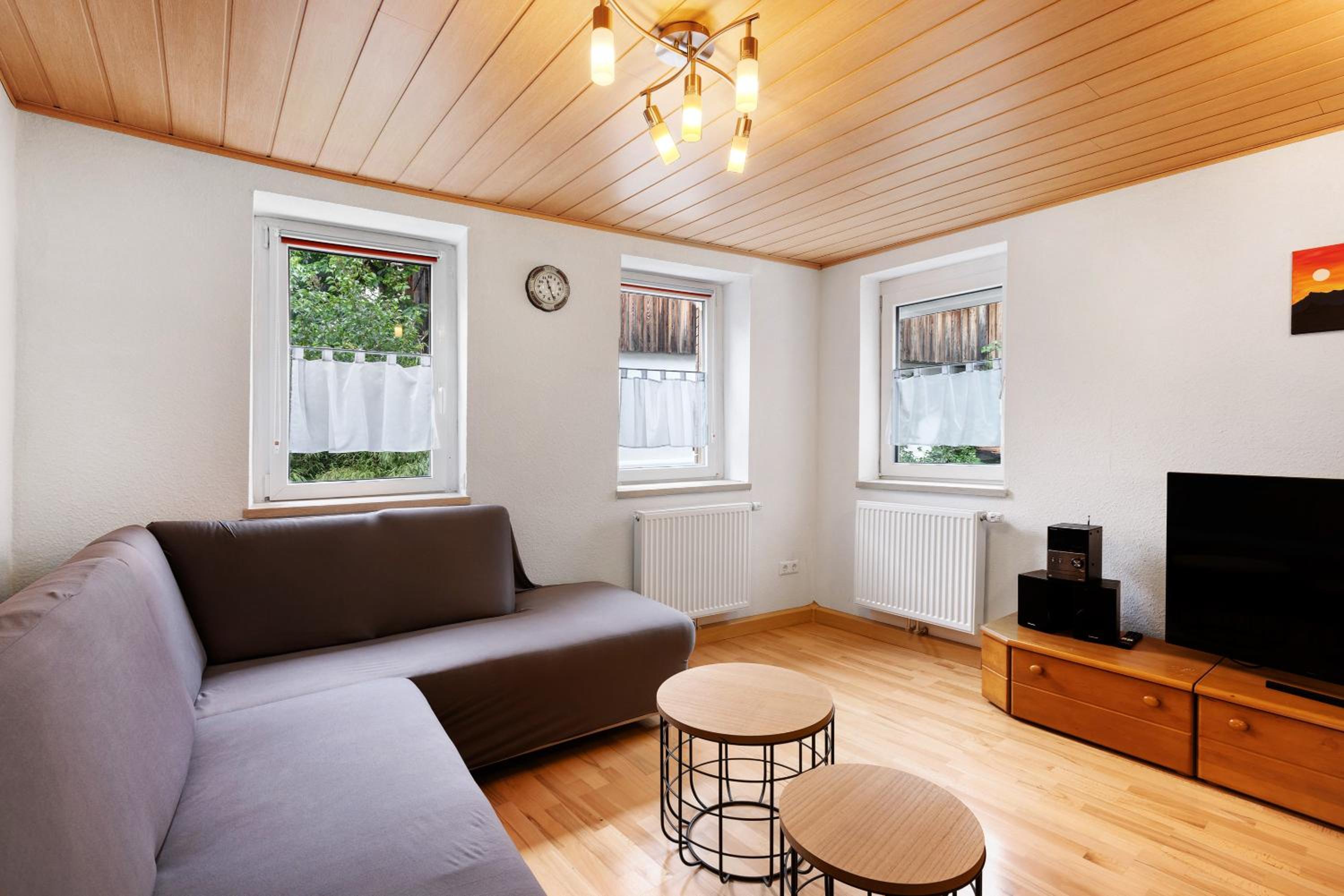 Two-Bedroom Apartment with Mountain View photo 1