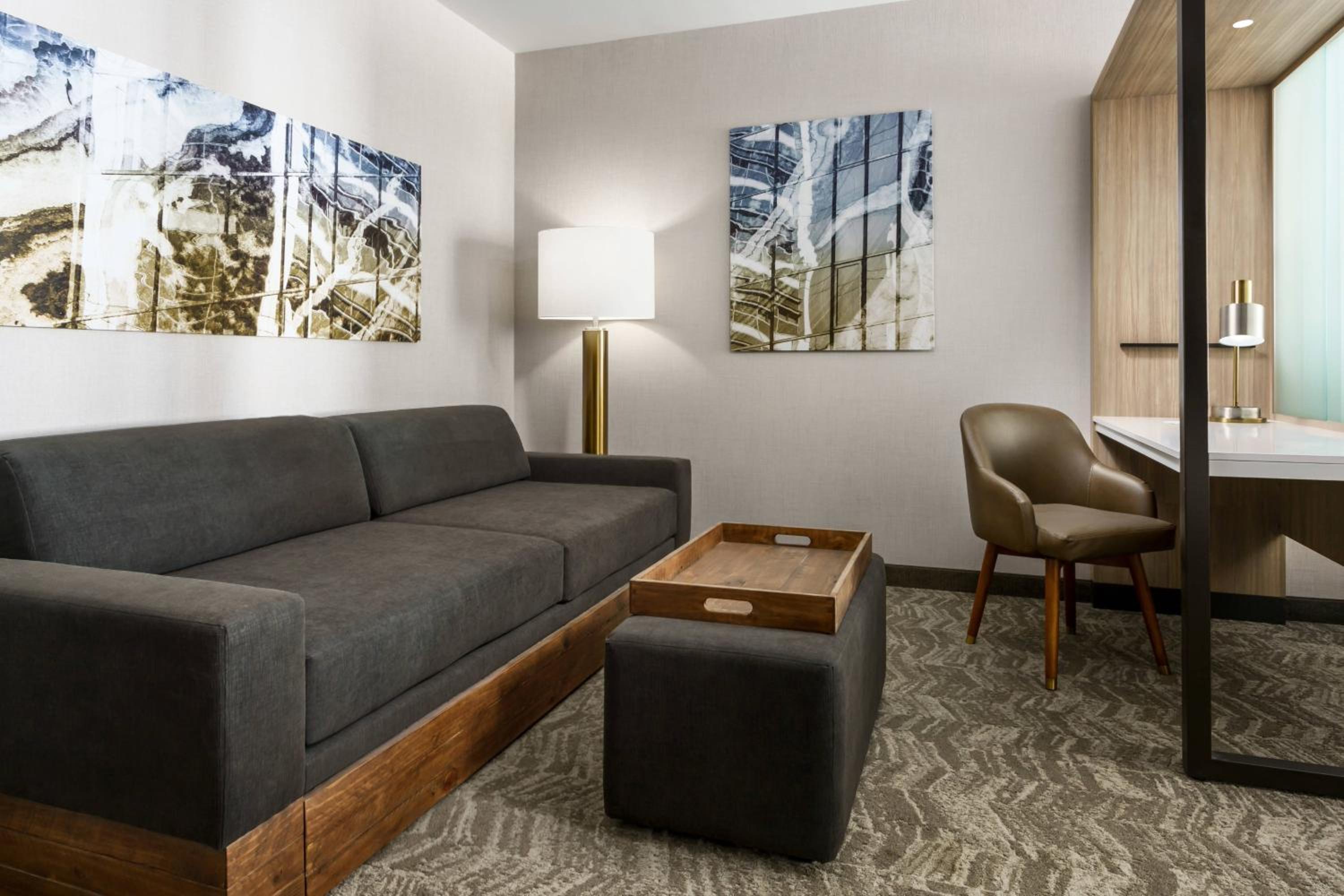 Queen Suite with Two Queen Beds, Roll-In Shower and Trundle Sofa - Mobility Access photo 2