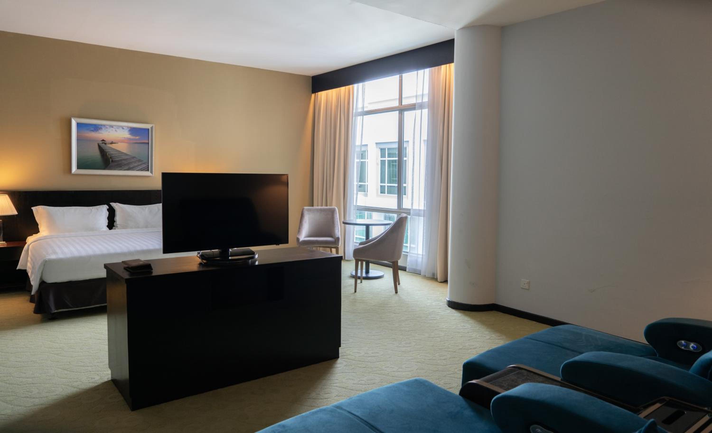 Executive Suite - Complimentary Airport Pickup  photo 3