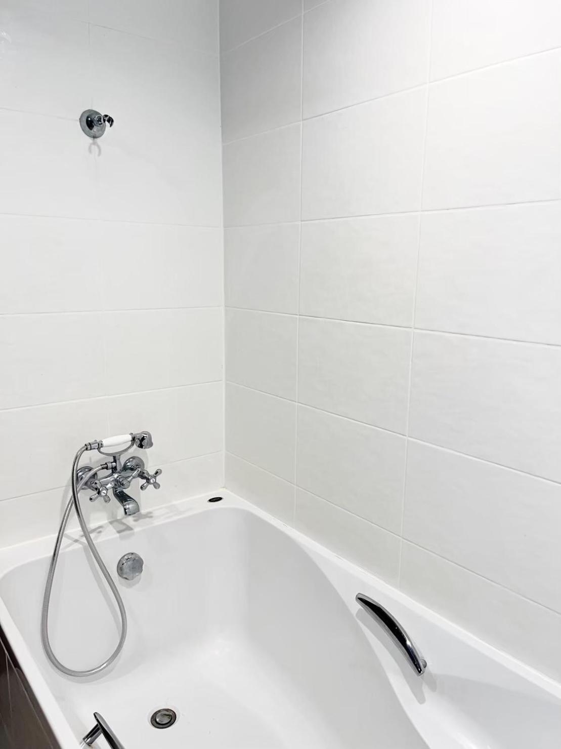 Deluxe Twin Room - Photo 4