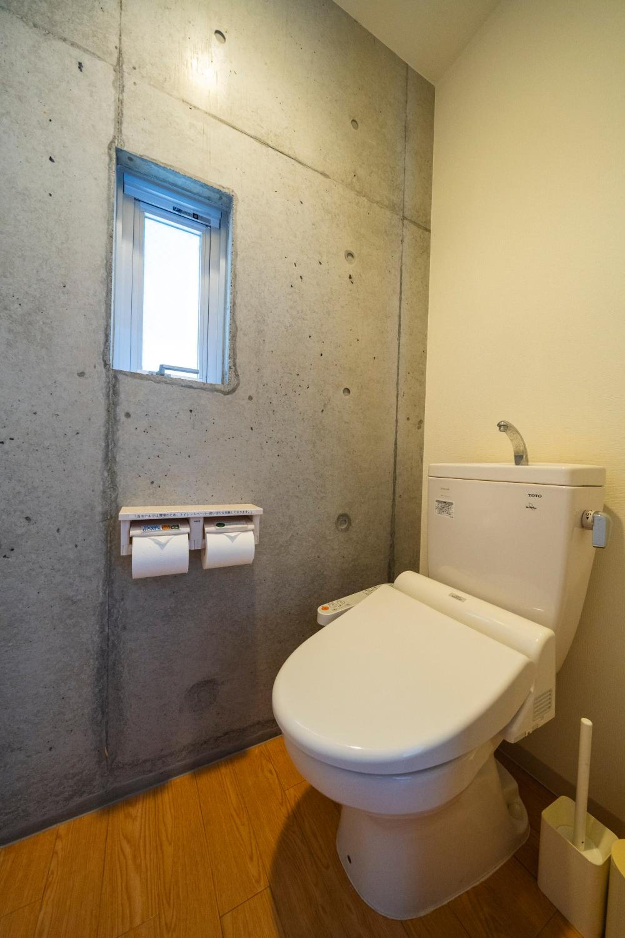 Deluxe Triple Room - Main Building - Non-Smoking photo 3