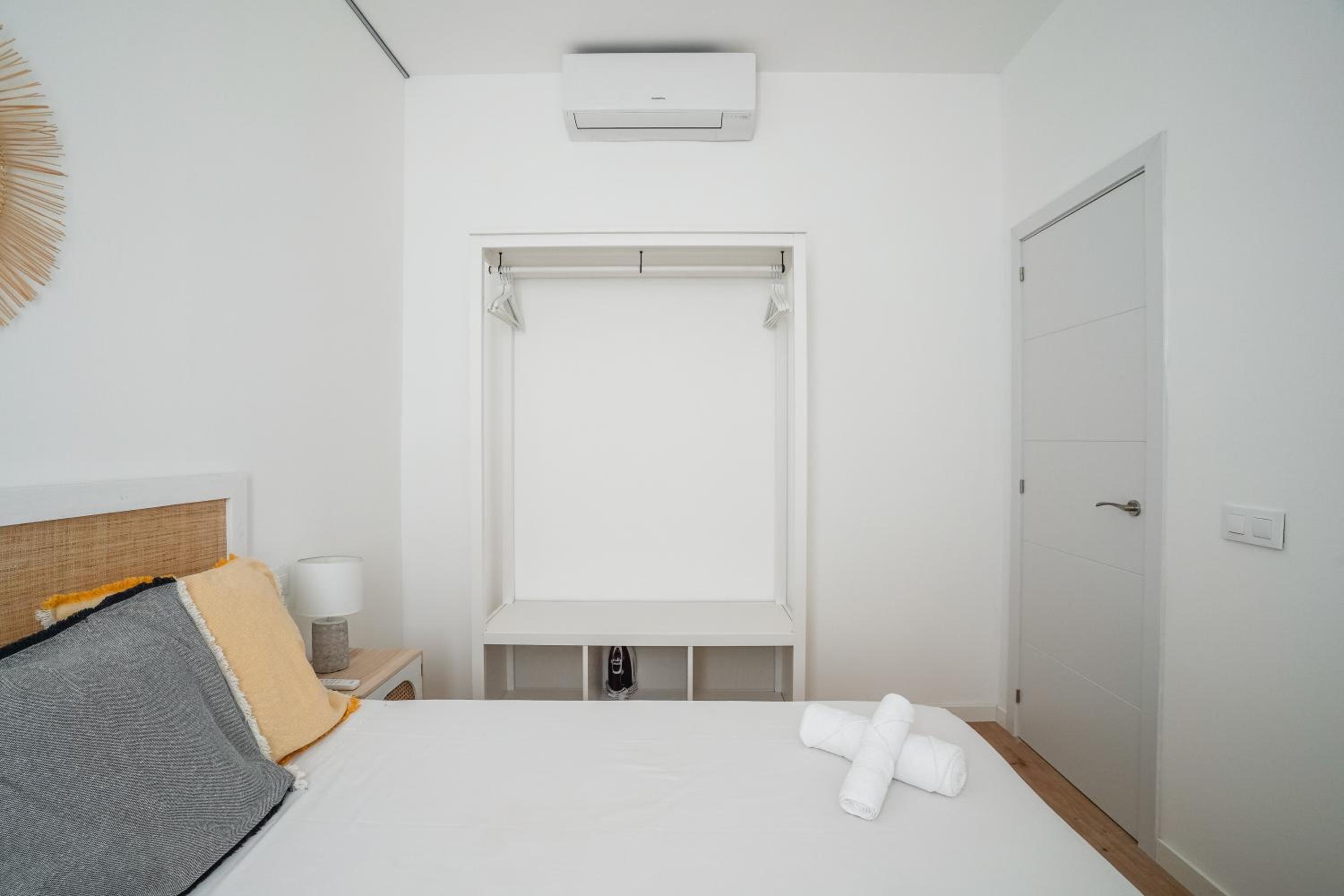 Apartment photo 2