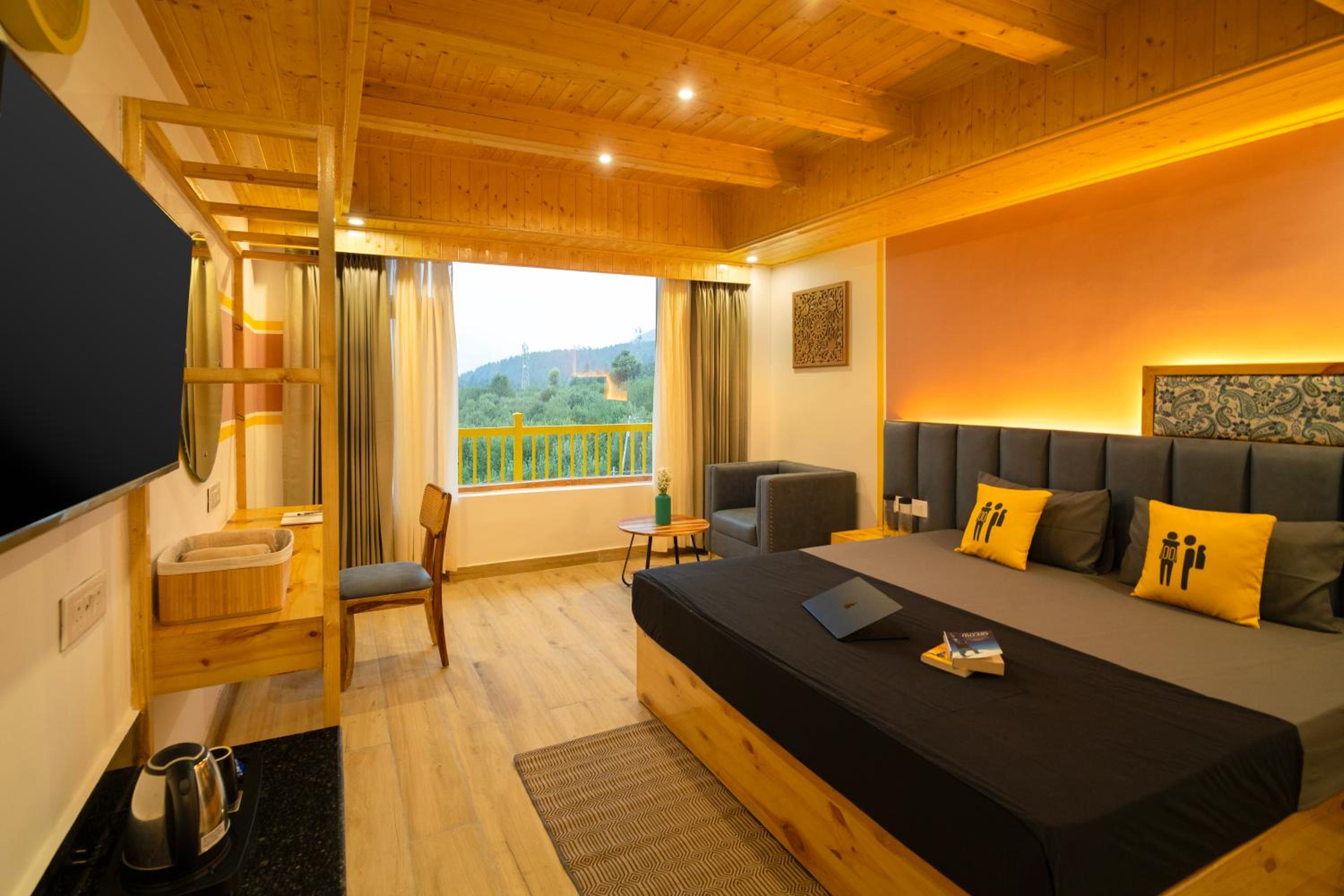  Deluxe Double Room with Balcony photo 1