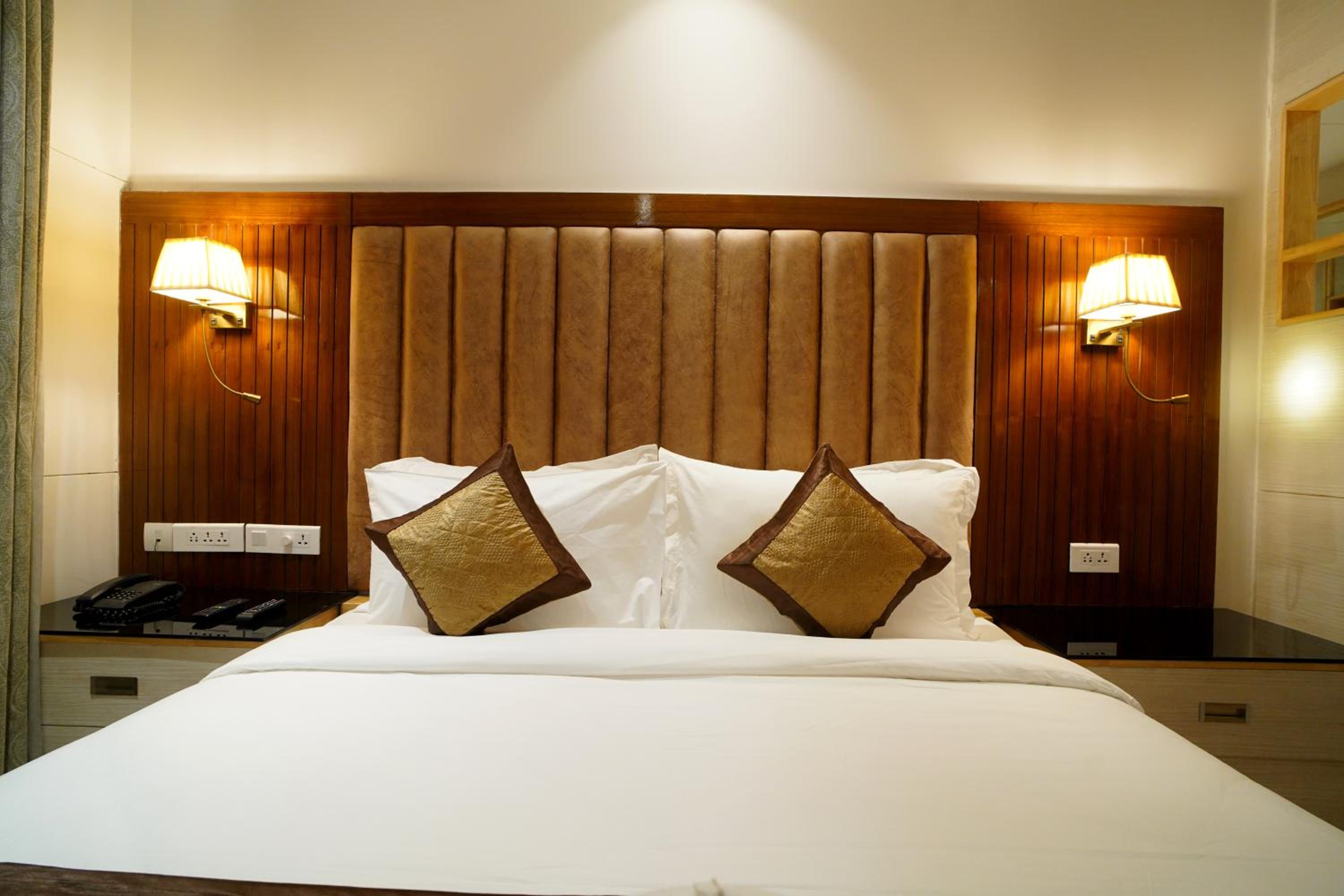 Deluxe Double Room photo 2