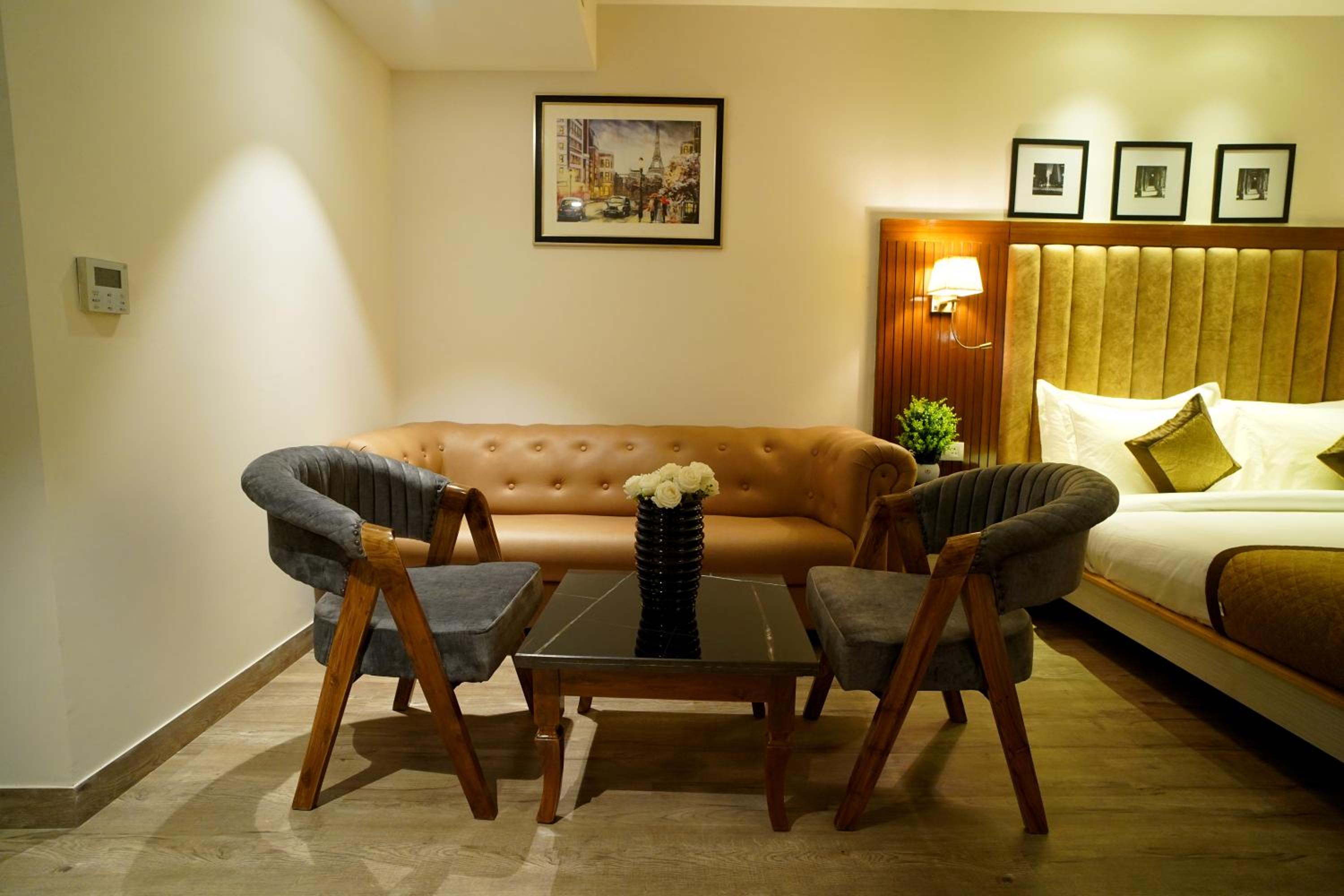 Superior King Room photo 3