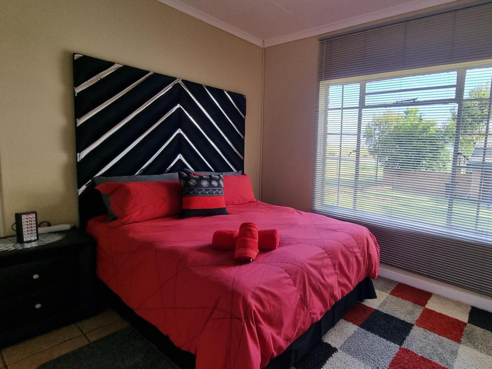 Standard Double Room - Photo 6