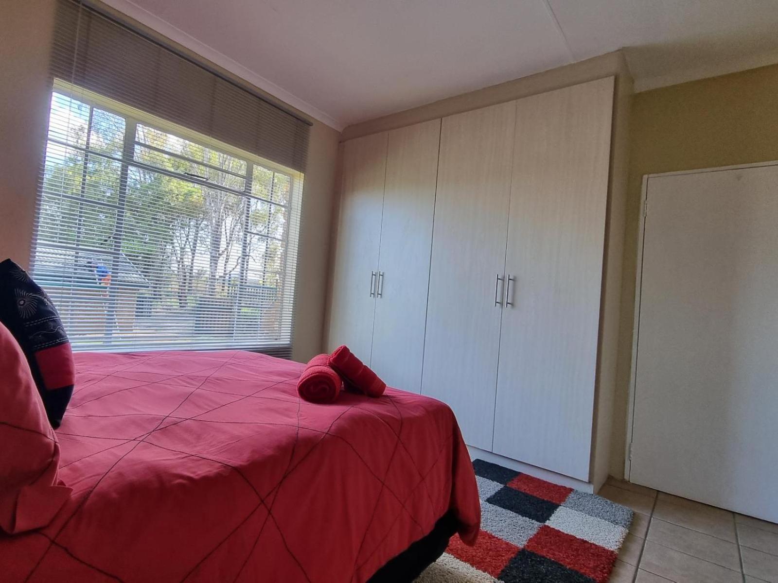 Standard Double Room - Photo 5