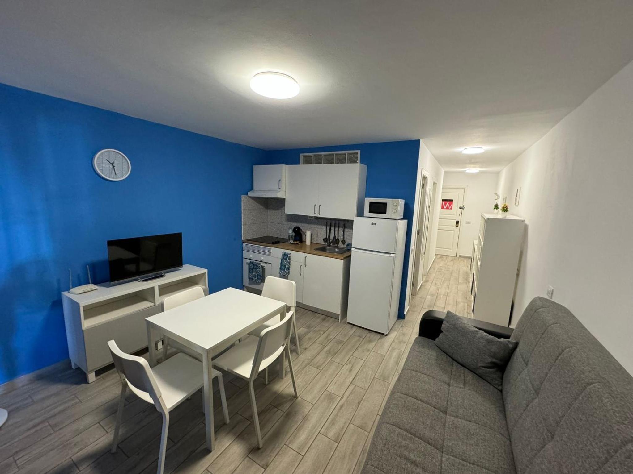 Apartamento con Balcón