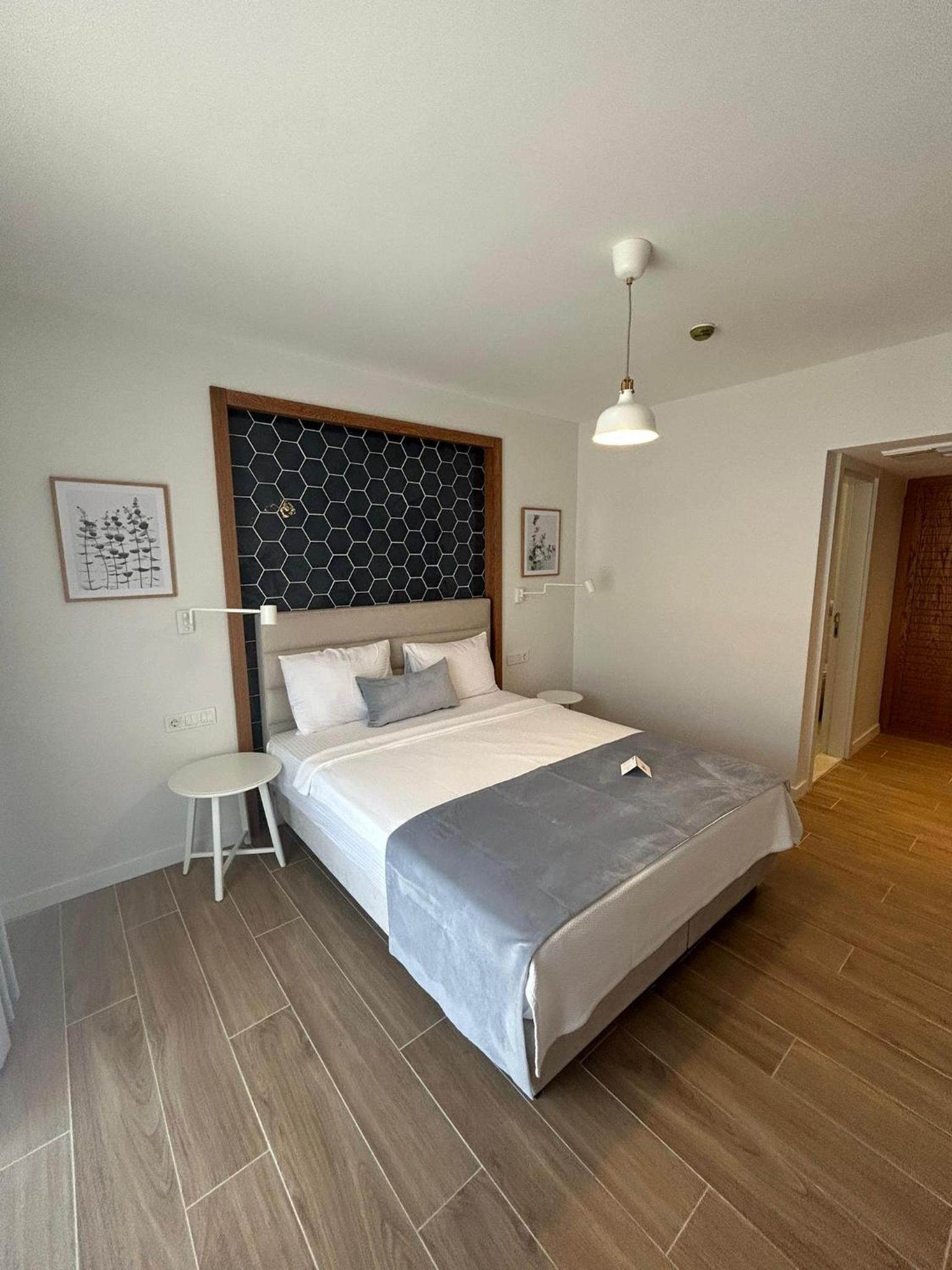 Double Room with Garden View - Photo 1