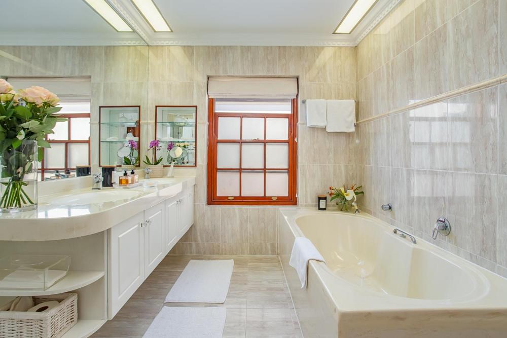 Deluxe Double Room with Bath