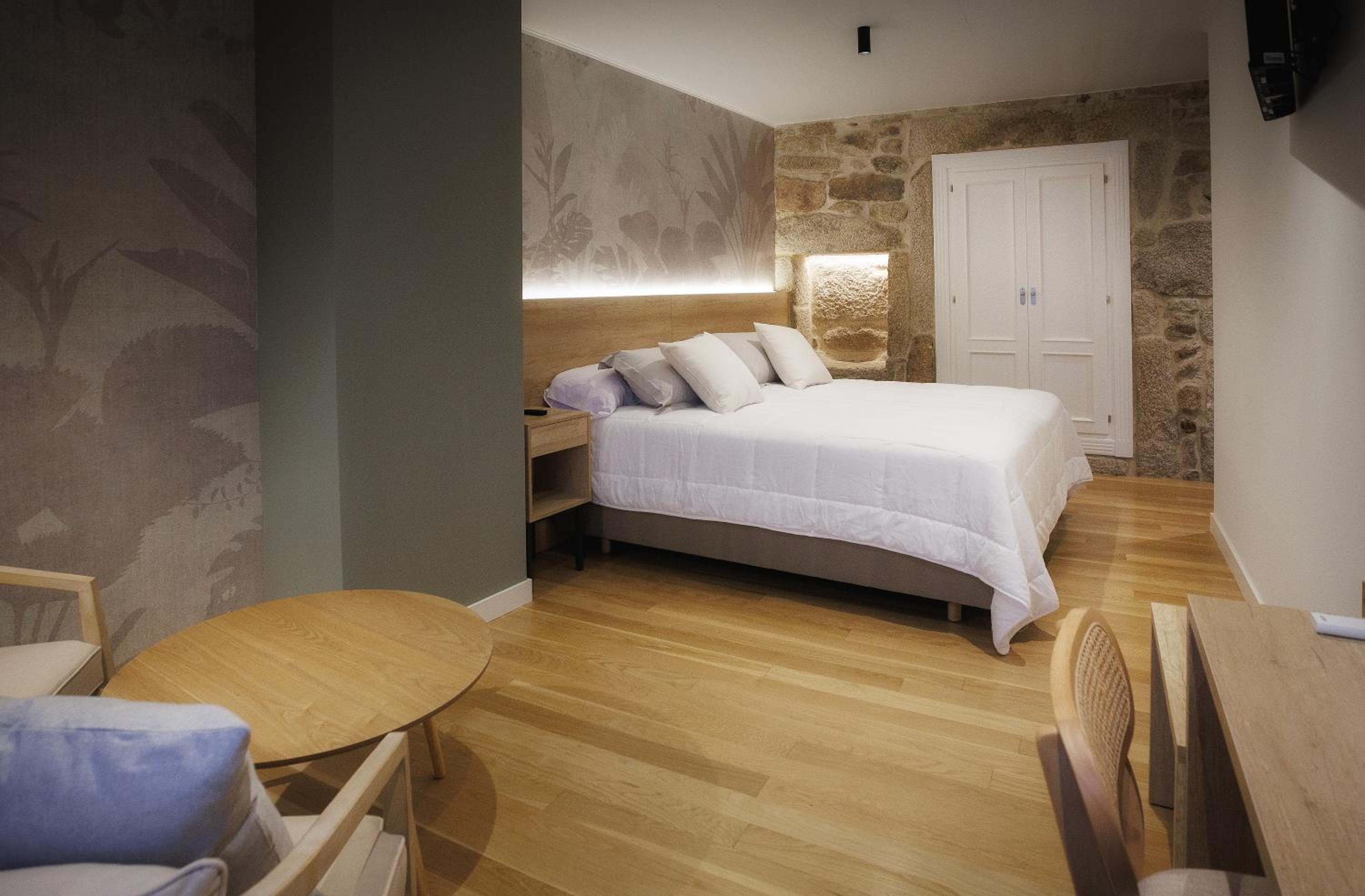 Deluxe Double or Twin Room photo 3