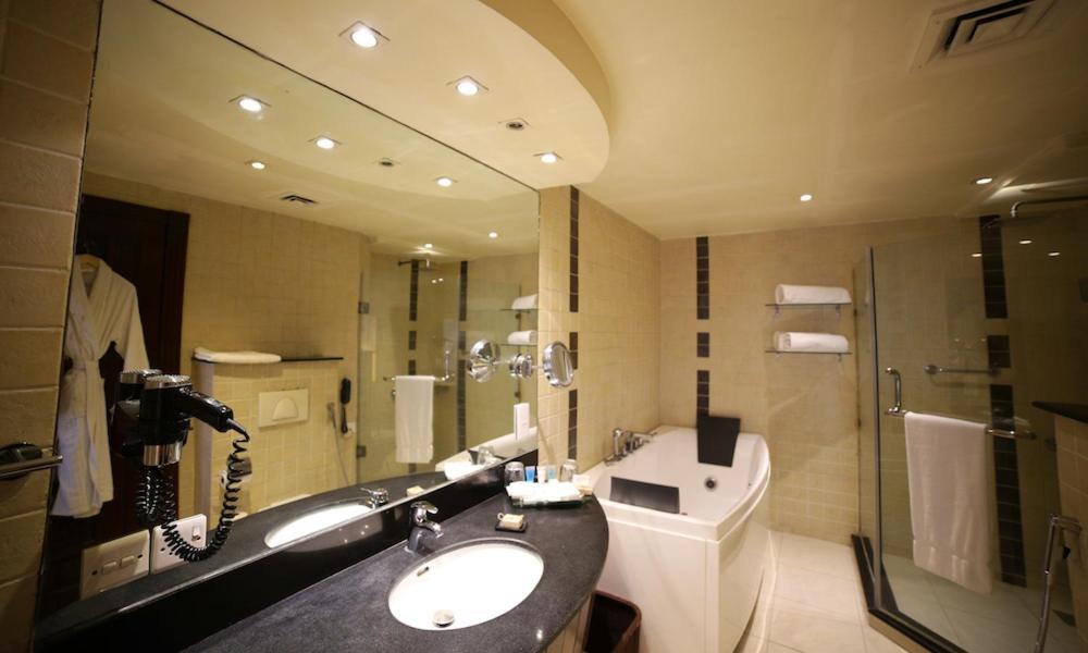 Superior Queen Room
