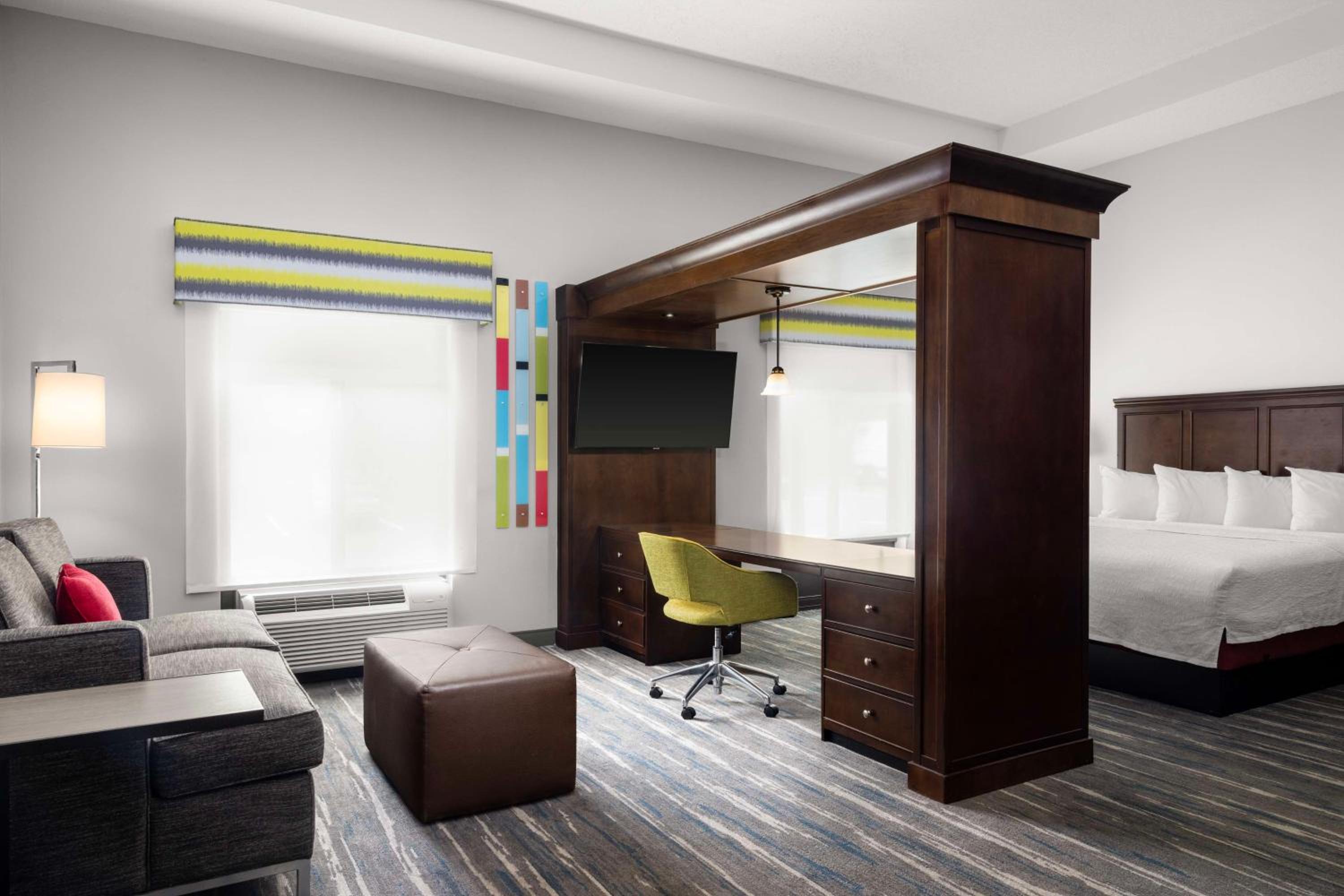 King Studio Suite - Non-Smoking - Photo 1