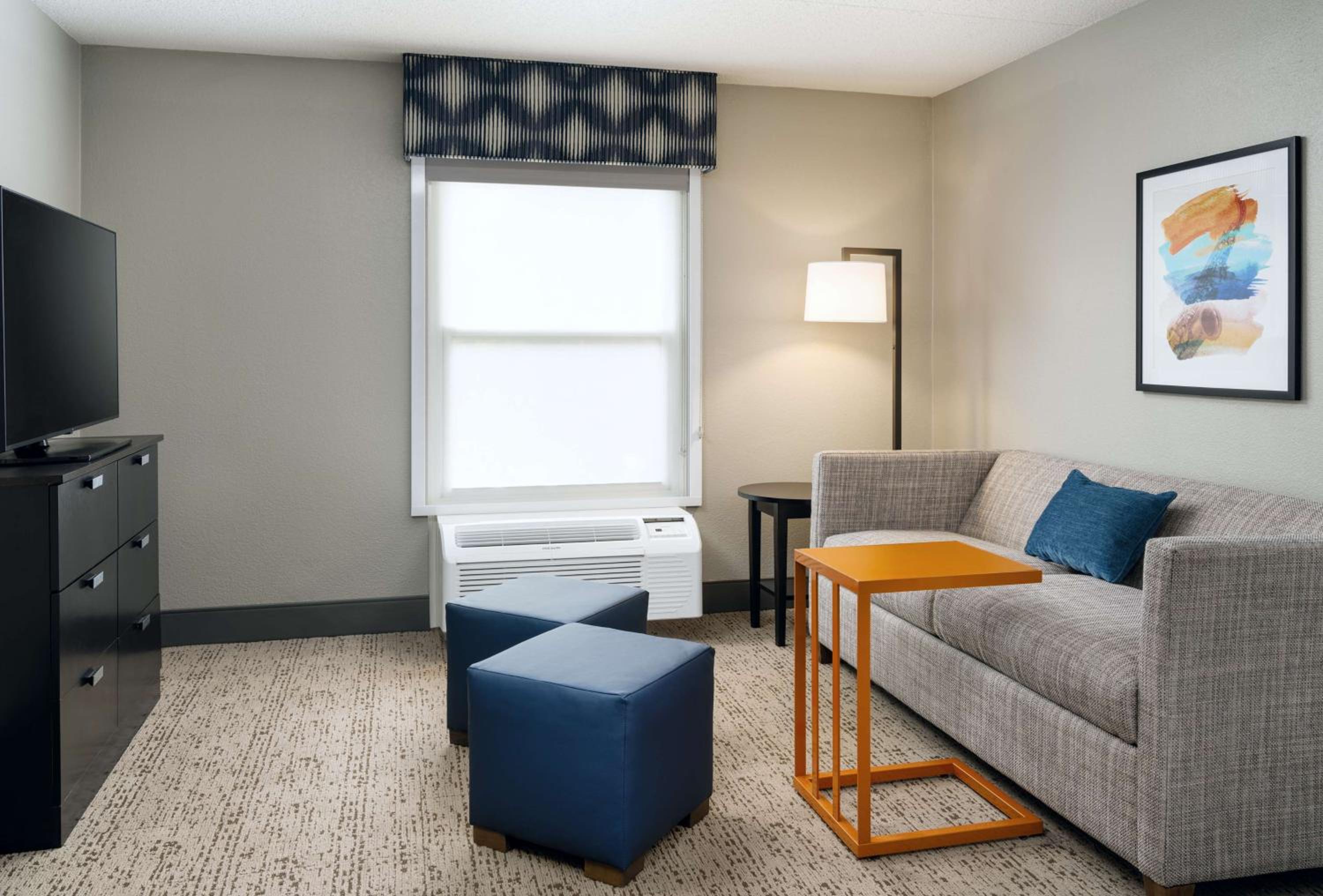 One-Bedroom King Suite with Kitchen - Non-Smoking  - Photo 12